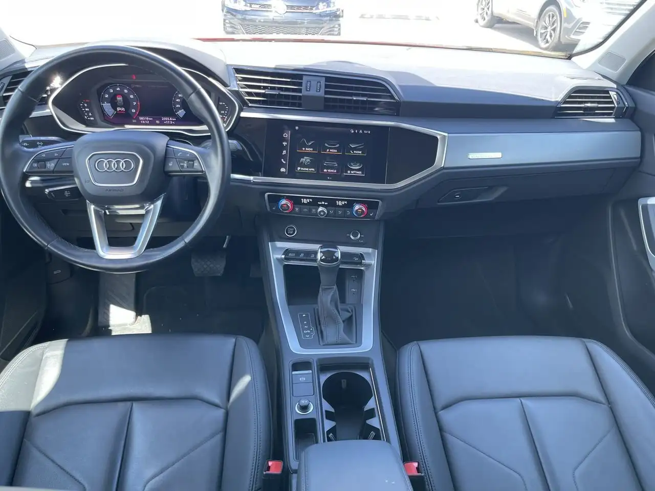 Audi Q3 photo Audi Q3