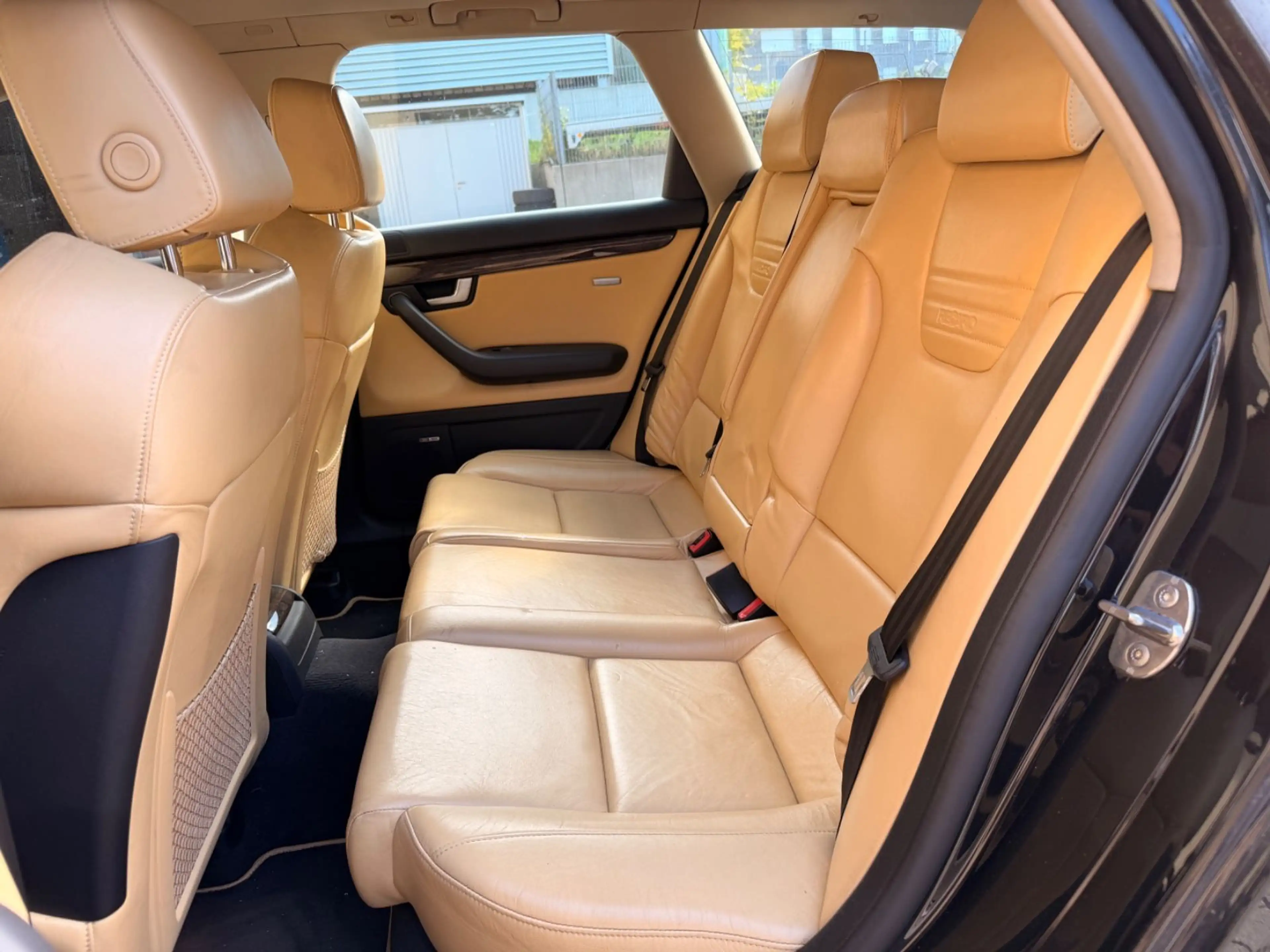 Audi S4 4.2 quattro tiptronic Avant/Recaro/Navi/Bose/ — photo 13
