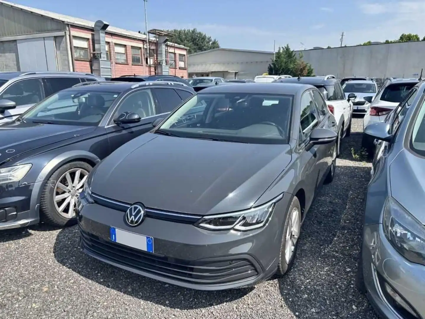 Volkswagen Golf 2.0 TDI DSG SCR Life NEOPATENTATI Grigio - 1