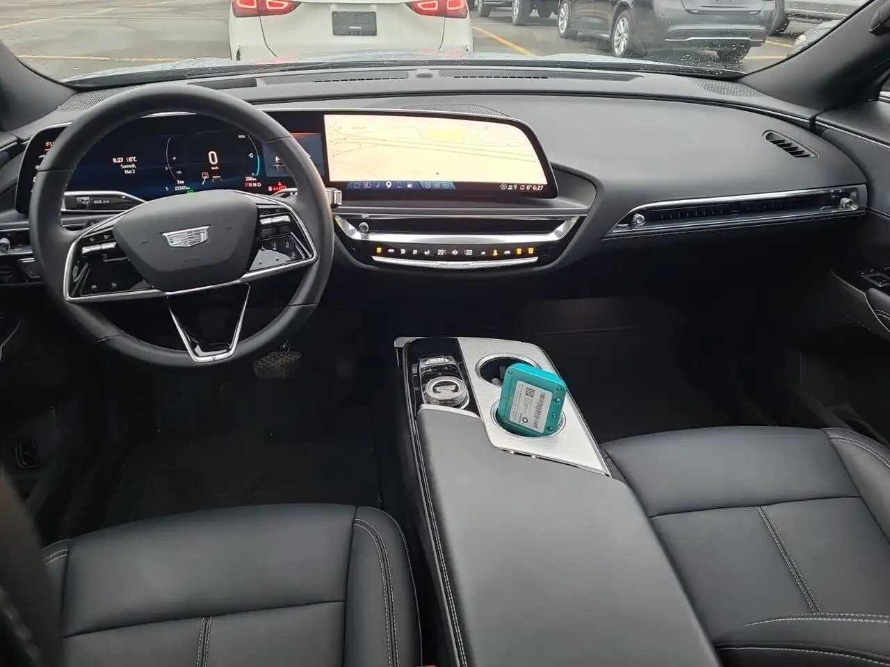Cadillac Lyriq снимка Cadillac Lyriq