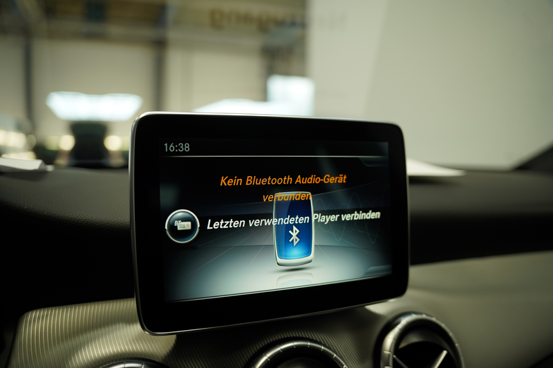 Mercedes-Benz CLA 180 Urban *18 *Pano *Navi — photo 9