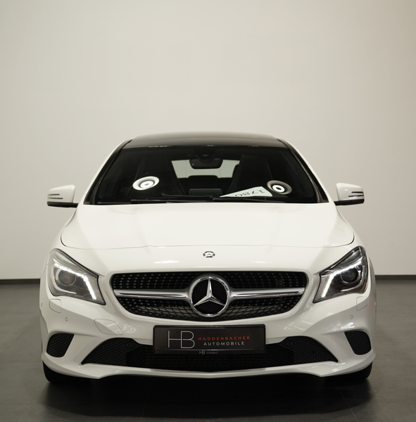Mercedes-Benz CLA 180 Urban *18 *Pano *Navi — photo 3
