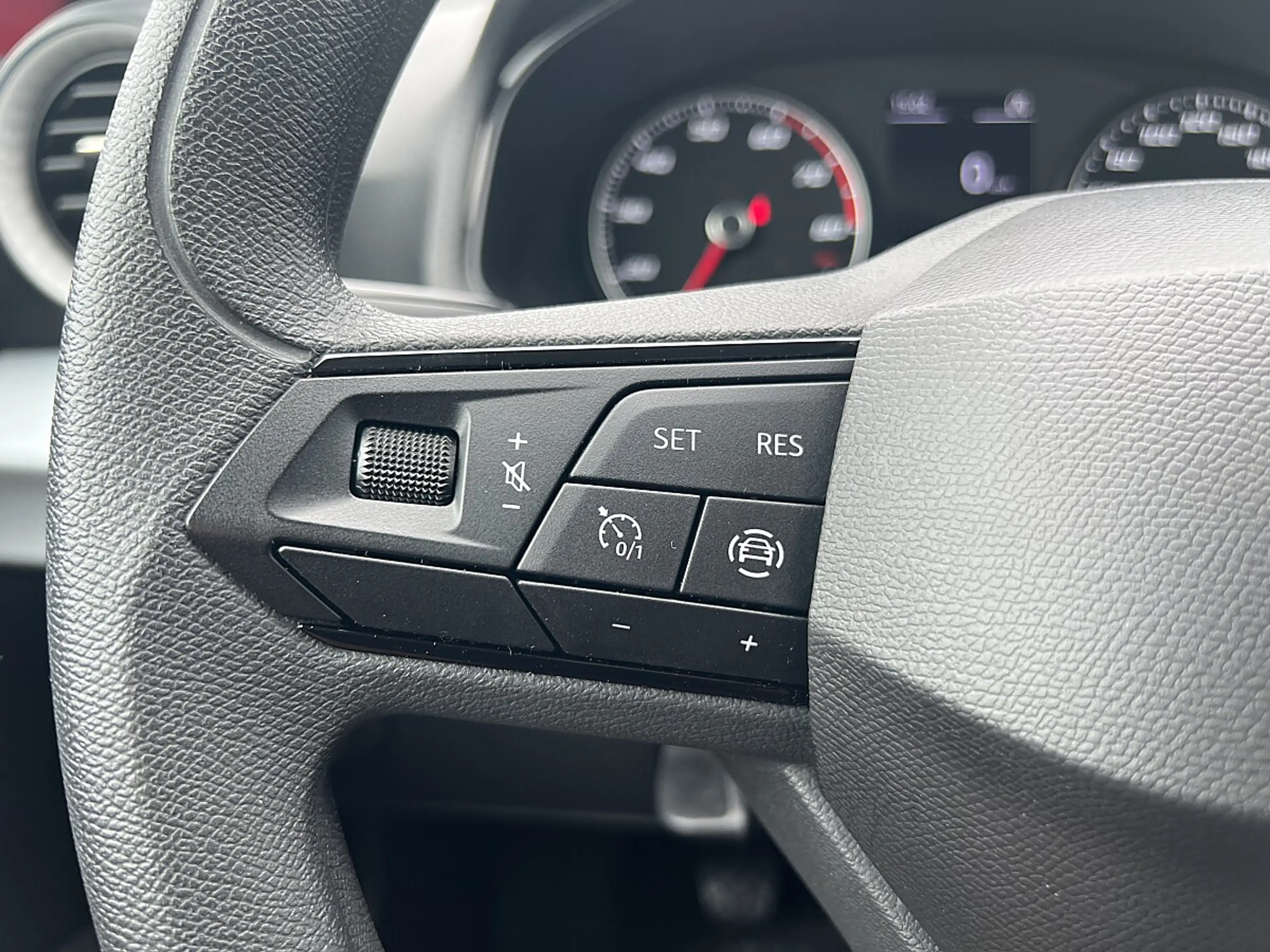 SEAT Ibiza 1,0 Reference — photo 15
