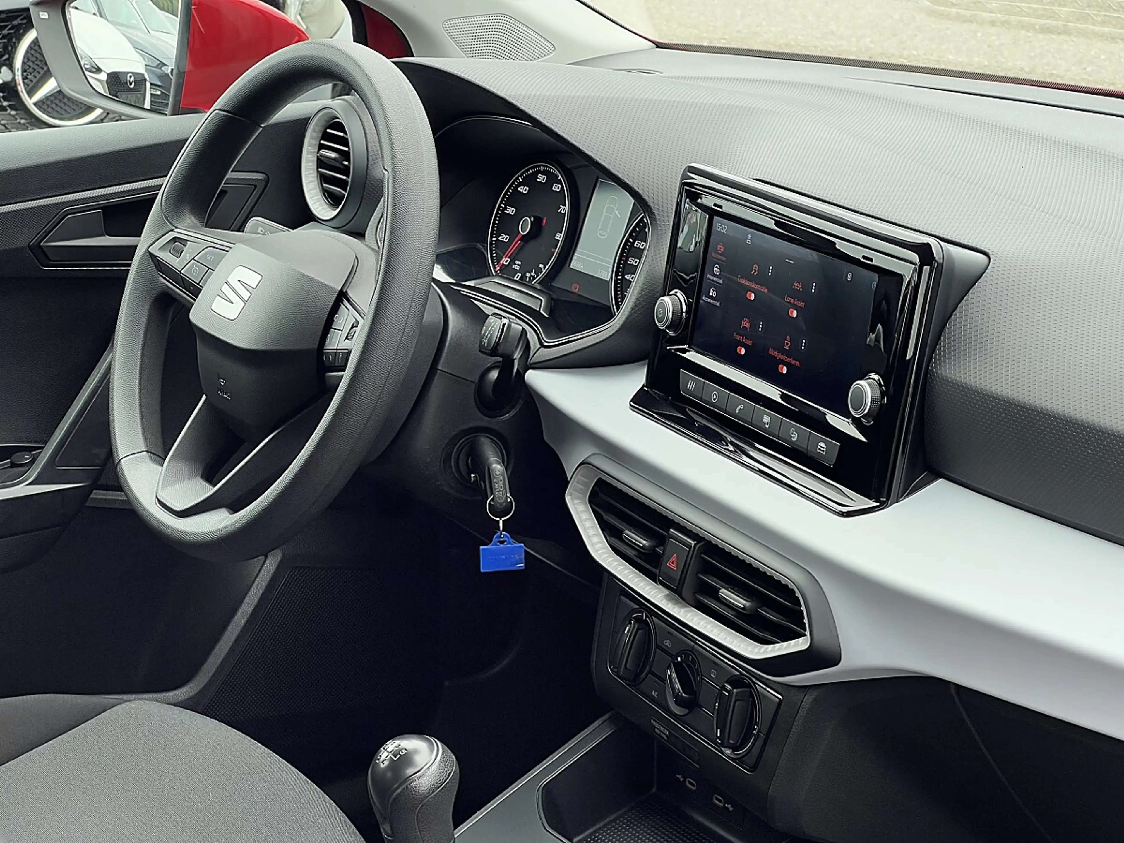 SEAT Ibiza 1,0 Reference — photo 13