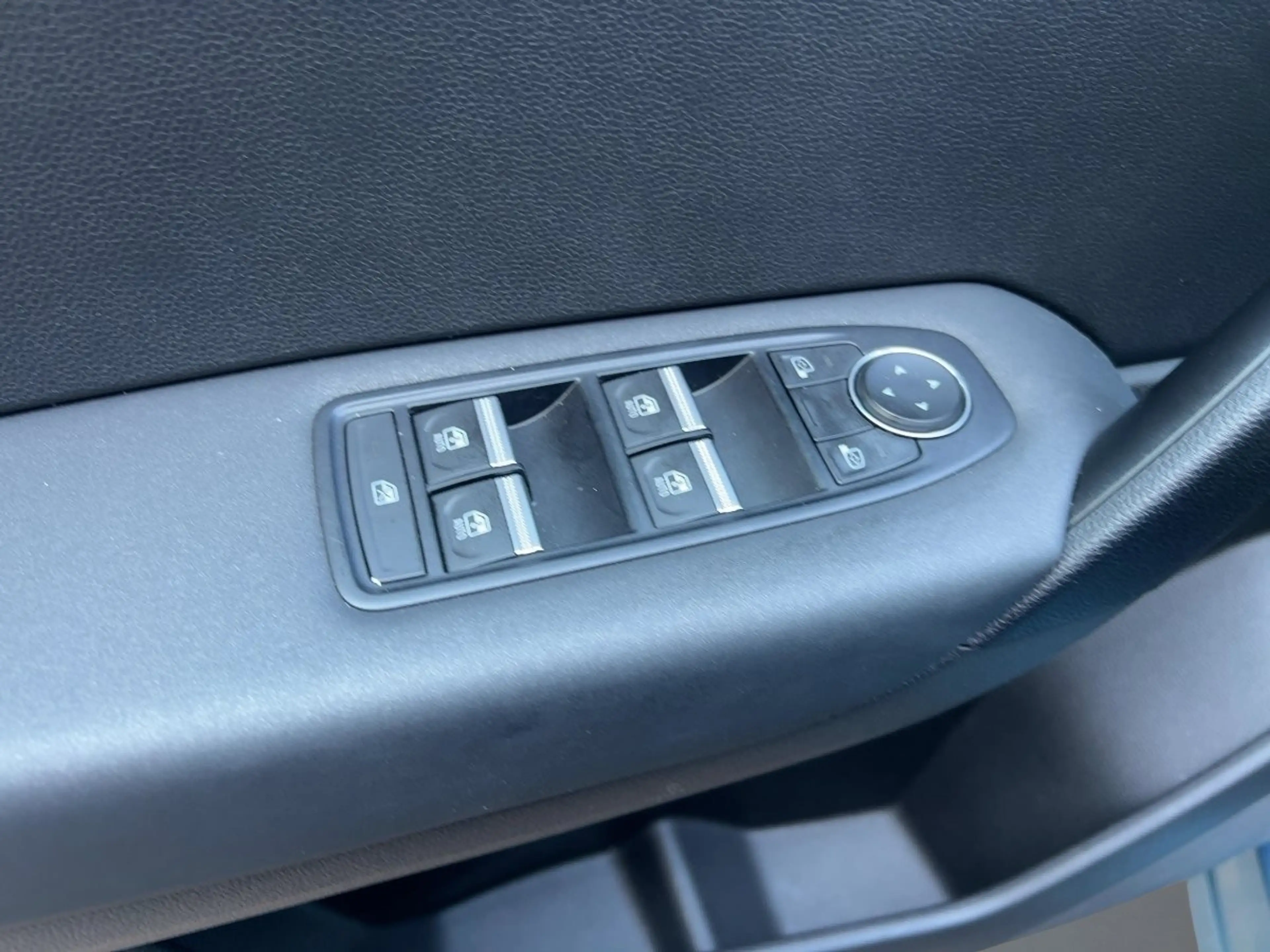 Renault Symbioz 1.6 E-TECH 145 Evolution . — photo 13
