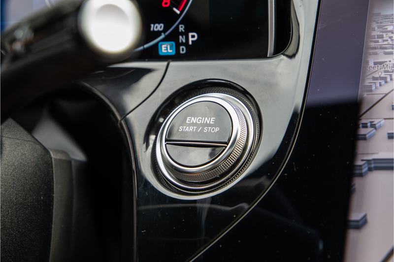 Mercedes-Benz E 300 Estate e AMG Premium, Hyperscreen, Pano, Nightpakk — photo 35