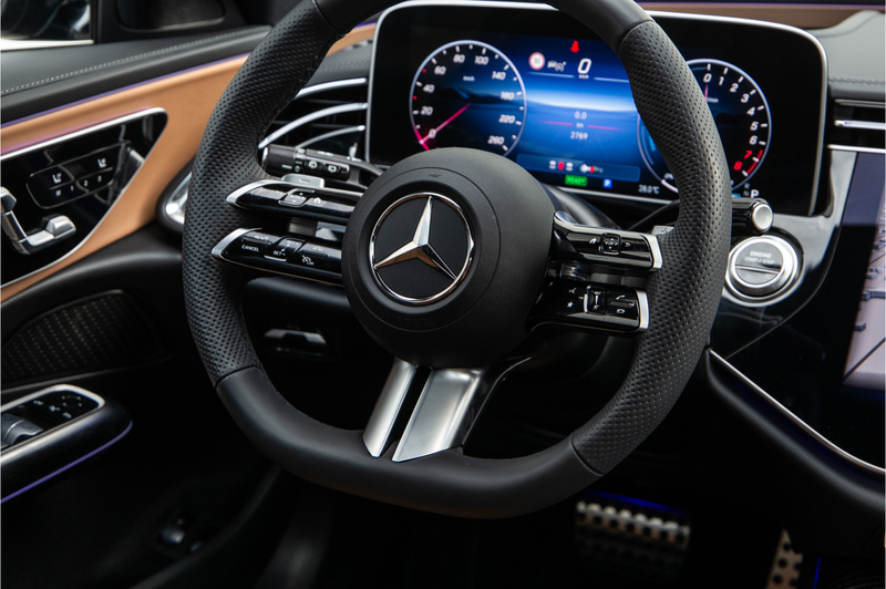 Mercedes-Benz E 300 Estate e AMG Premium, Hyperscreen, Pano, Nightpakk — photo 21