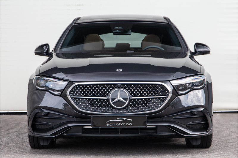 Mercedes-Benz E 300 Estate e AMG Premium, Hyperscreen, Pano, Nightpakk — photo 3