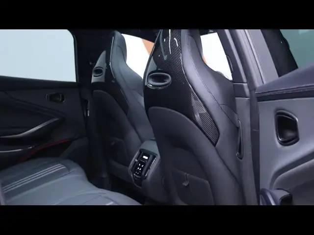 Aston Martin DBX view 15