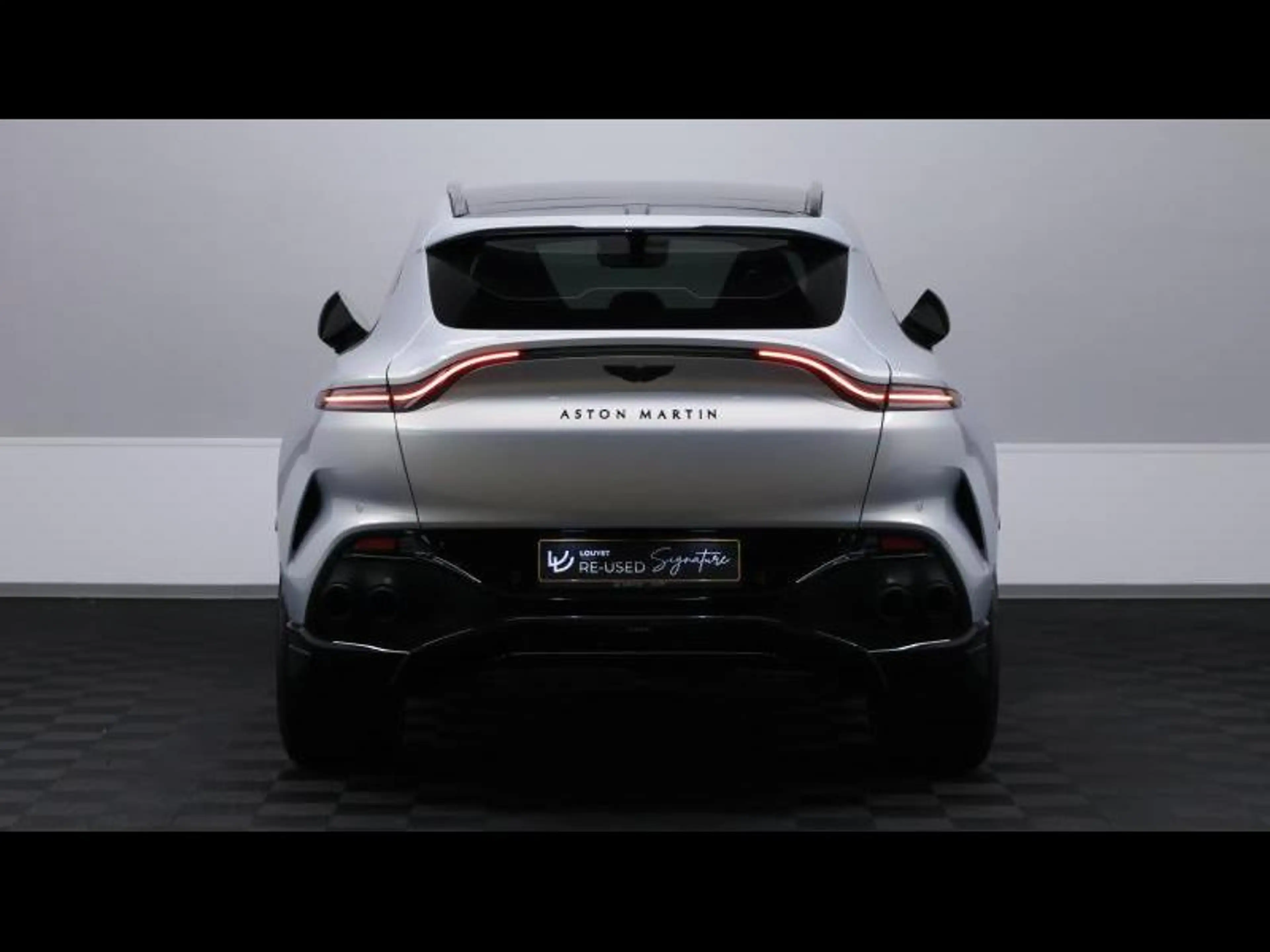 Aston Martin DBX 707 V8 — photo 6