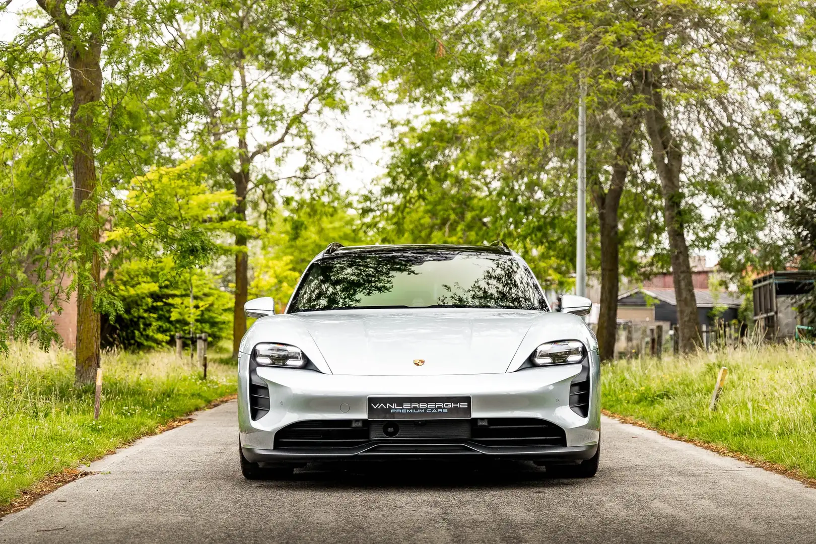 Porsche Taycan Sport Turismo GTS * 360 * ACC * Pano * PPF * Full! Argent - 2