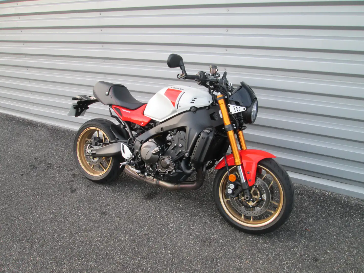 Yamaha XSR 900 Rot - 1