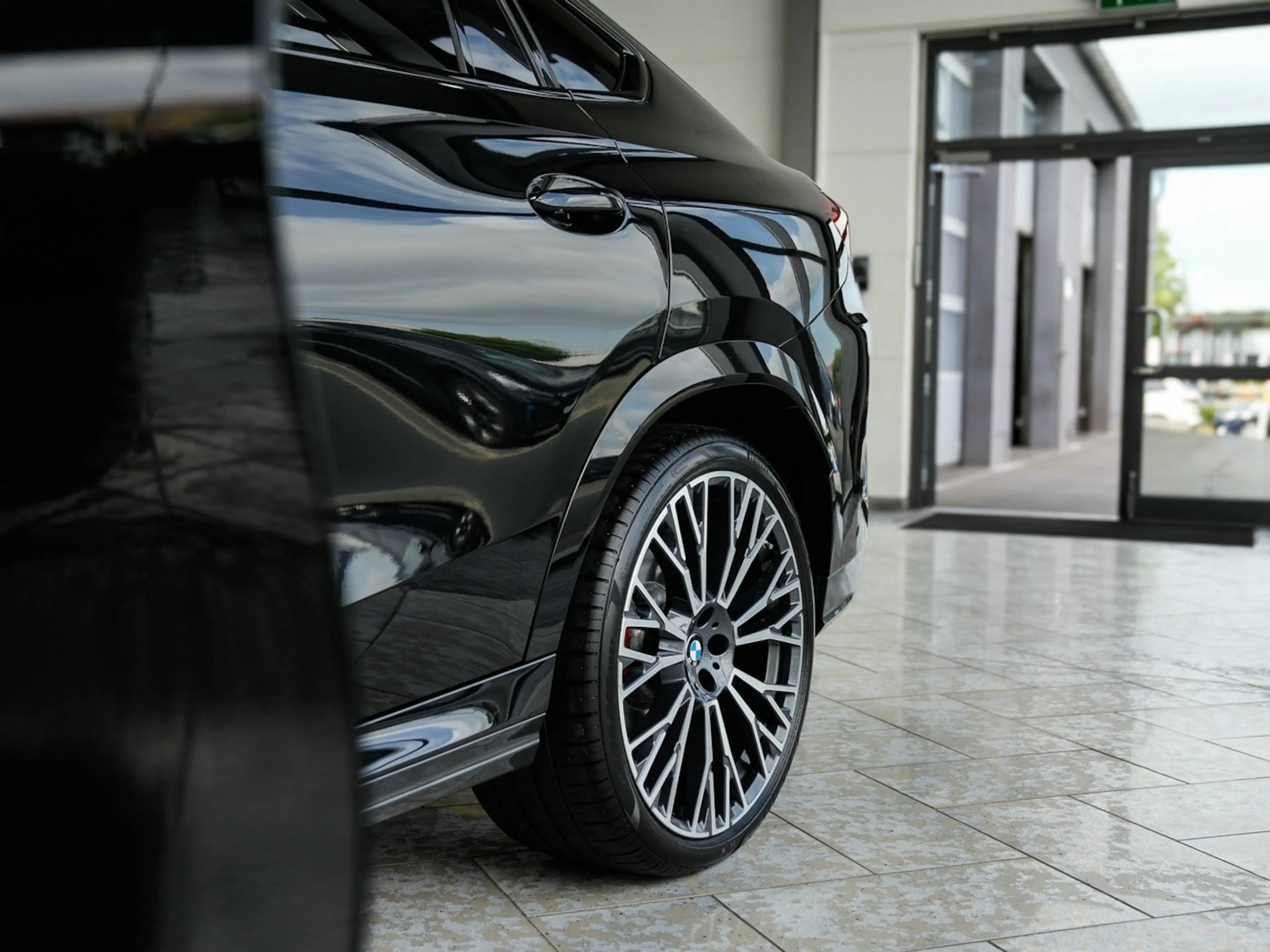 BMW X6 40d M SPORT PRO Luftf. 22LM 360K Panor.CARBON — photo 10