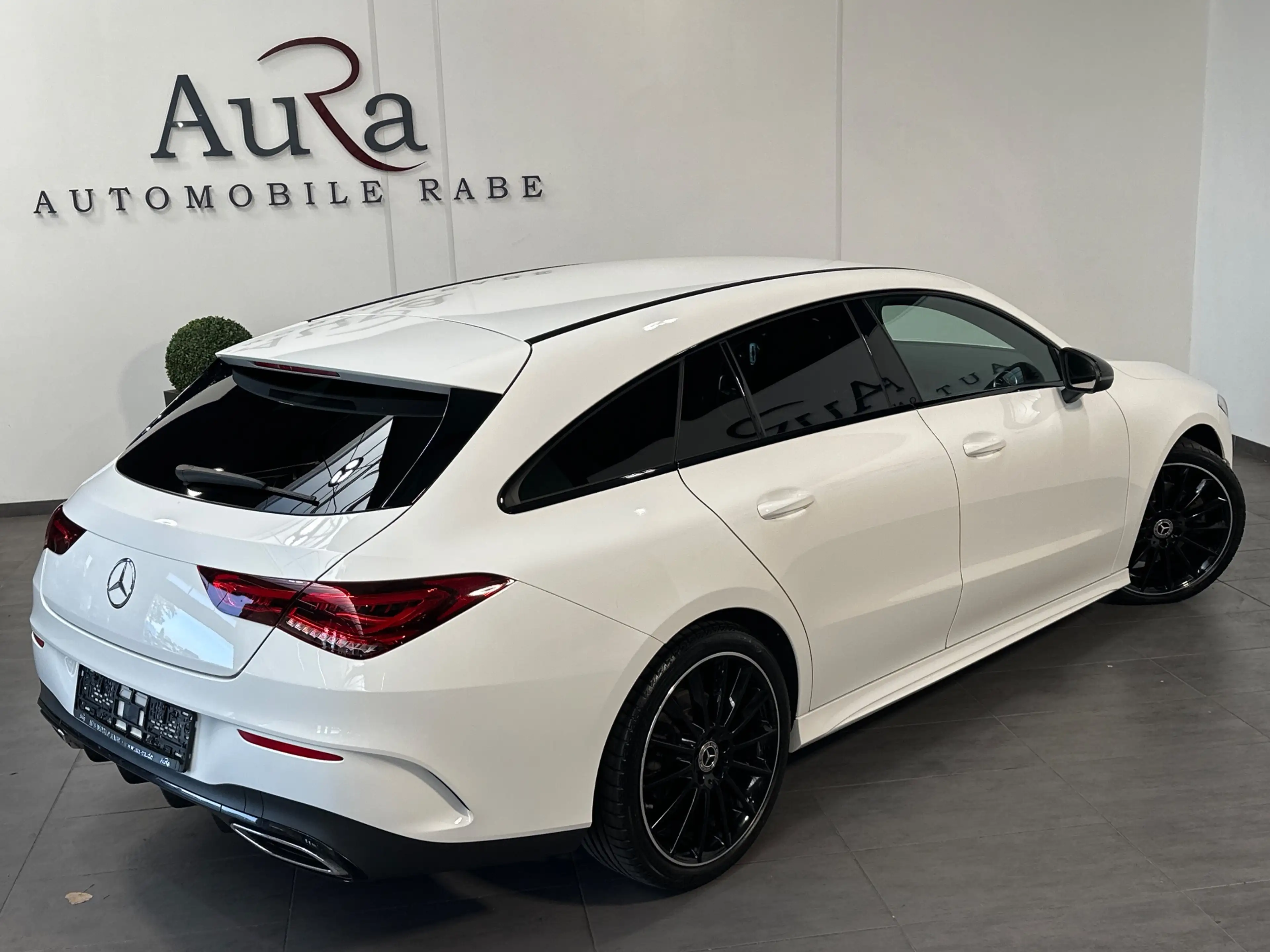 Mercedes-Benz CLA 220 d AMG Line Night-Paket NAV+LED+AHK+BURMESTER+1HD — photo 5