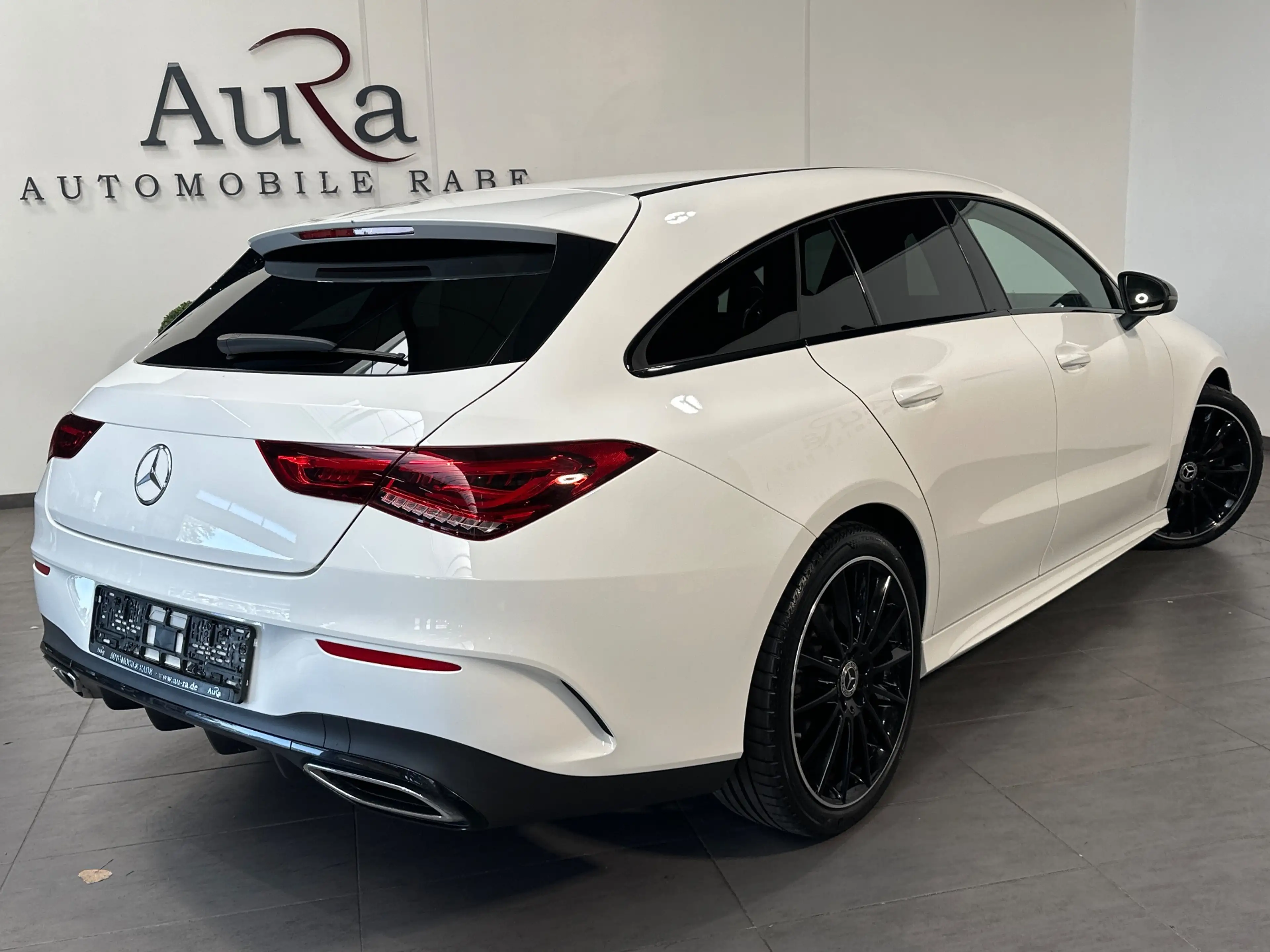 Mercedes-Benz CLA 220 d AMG Line Night-Paket NAV+LED+AHK+BURMESTER+1HD — photo 4