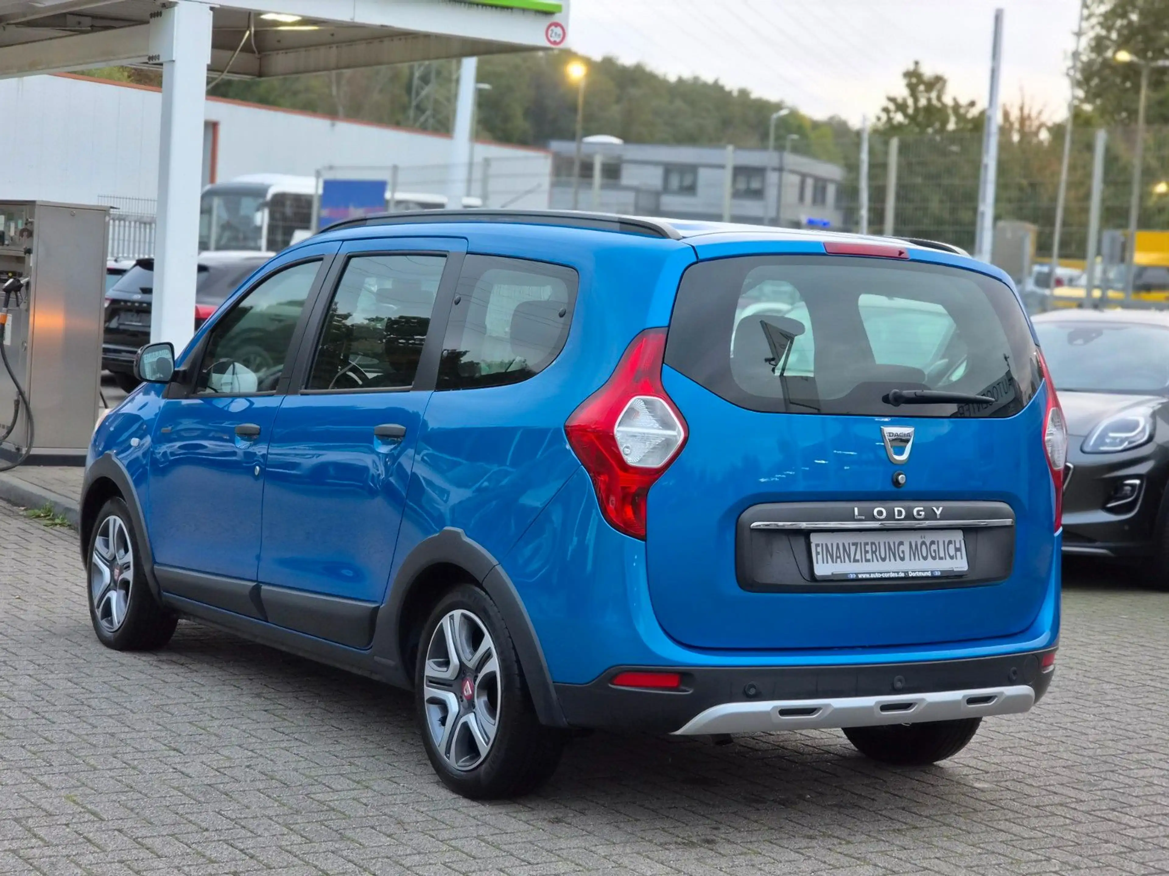 Dacia Lodgy Stepway Plus/7-Sitzer/Kamera/Navi/1.Hand — photo 10
