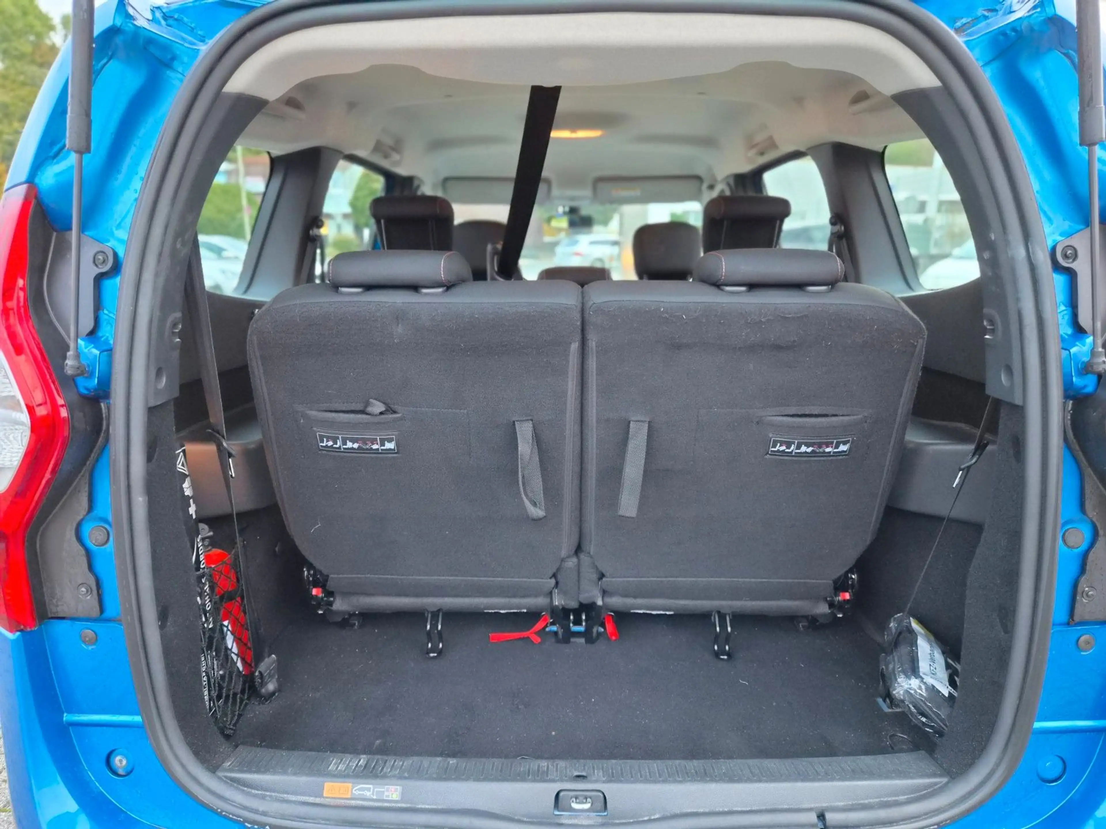 Dacia Lodgy Stepway Plus/7-Sitzer/Kamera/Navi/1.Hand — photo 27