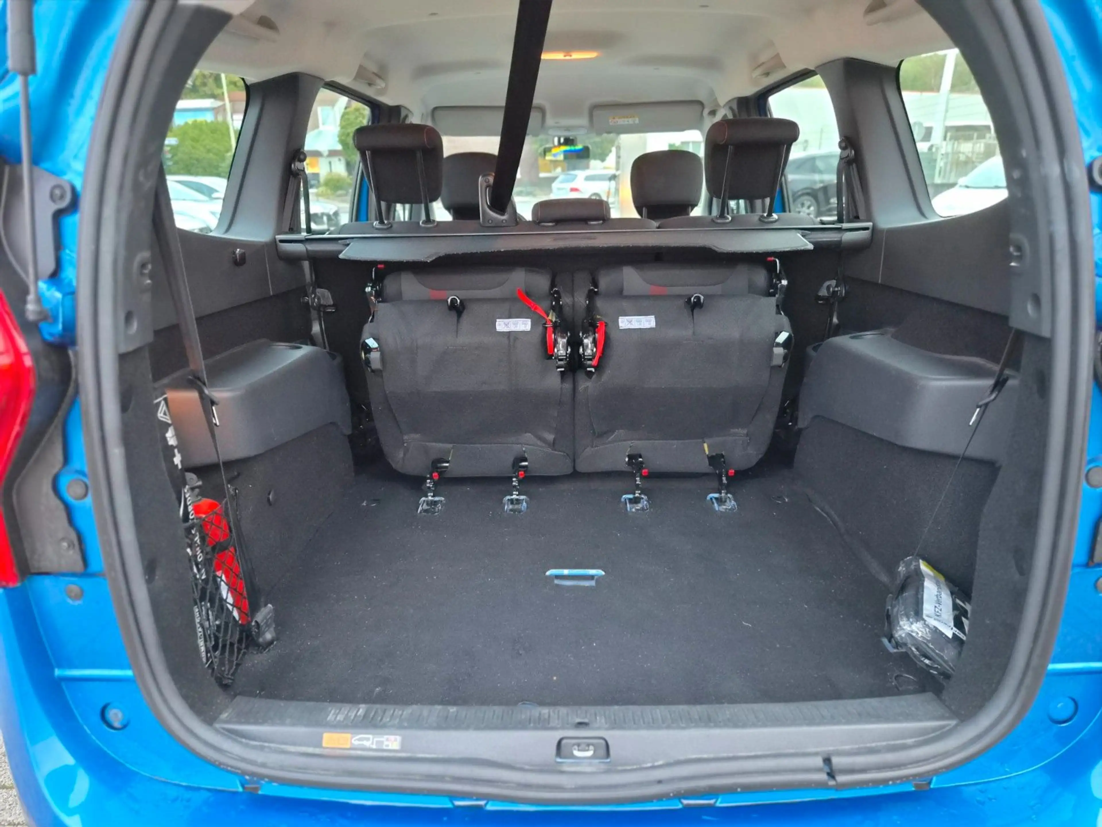 Dacia Lodgy Stepway Plus/7-Sitzer/Kamera/Navi/1.Hand — photo 28