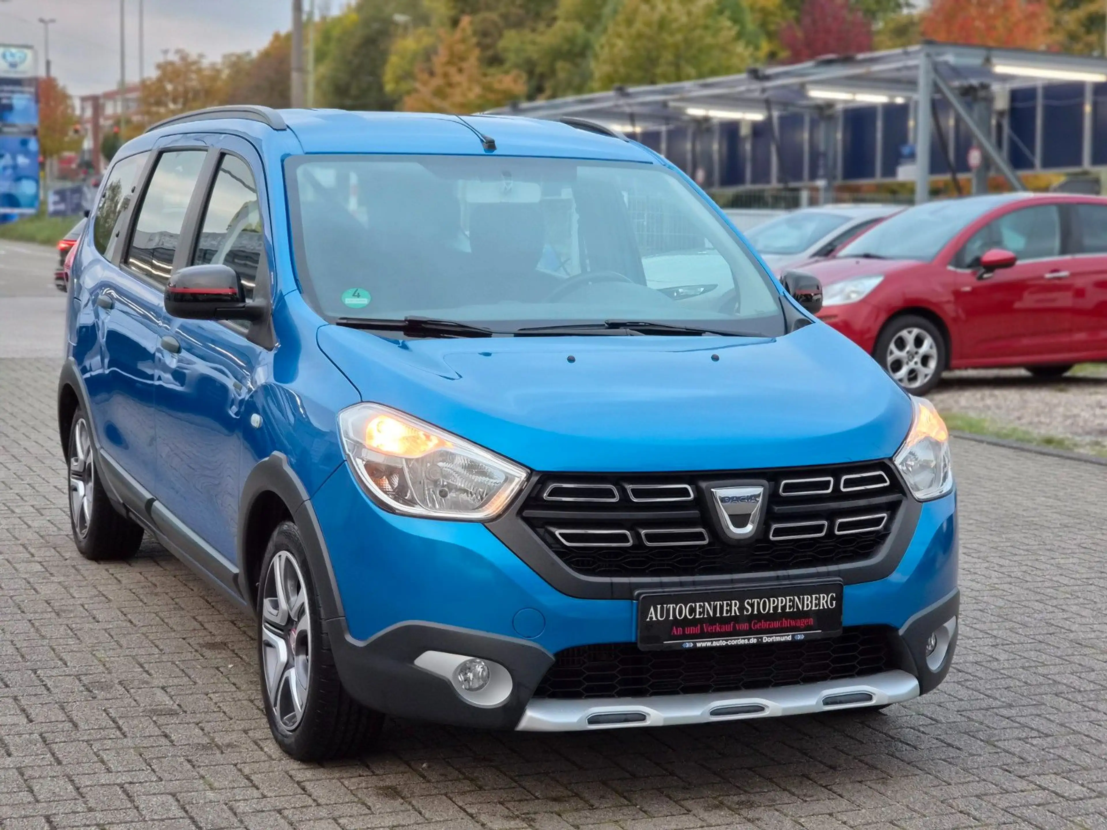 Dacia Lodgy Stepway Plus/7-Sitzer/Kamera/Navi/1.Hand — photo 3