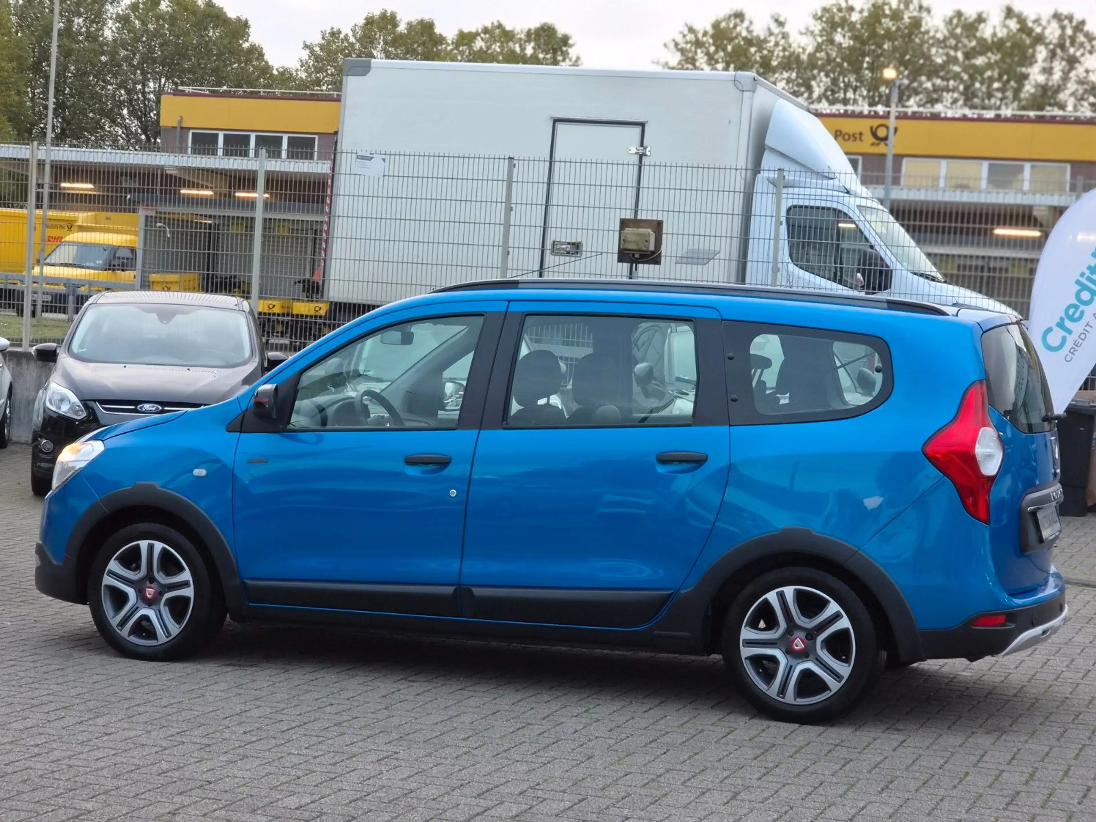 Dacia Lodgy Stepway Plus/7-Sitzer/Kamera/Navi/1.Hand — photo 9