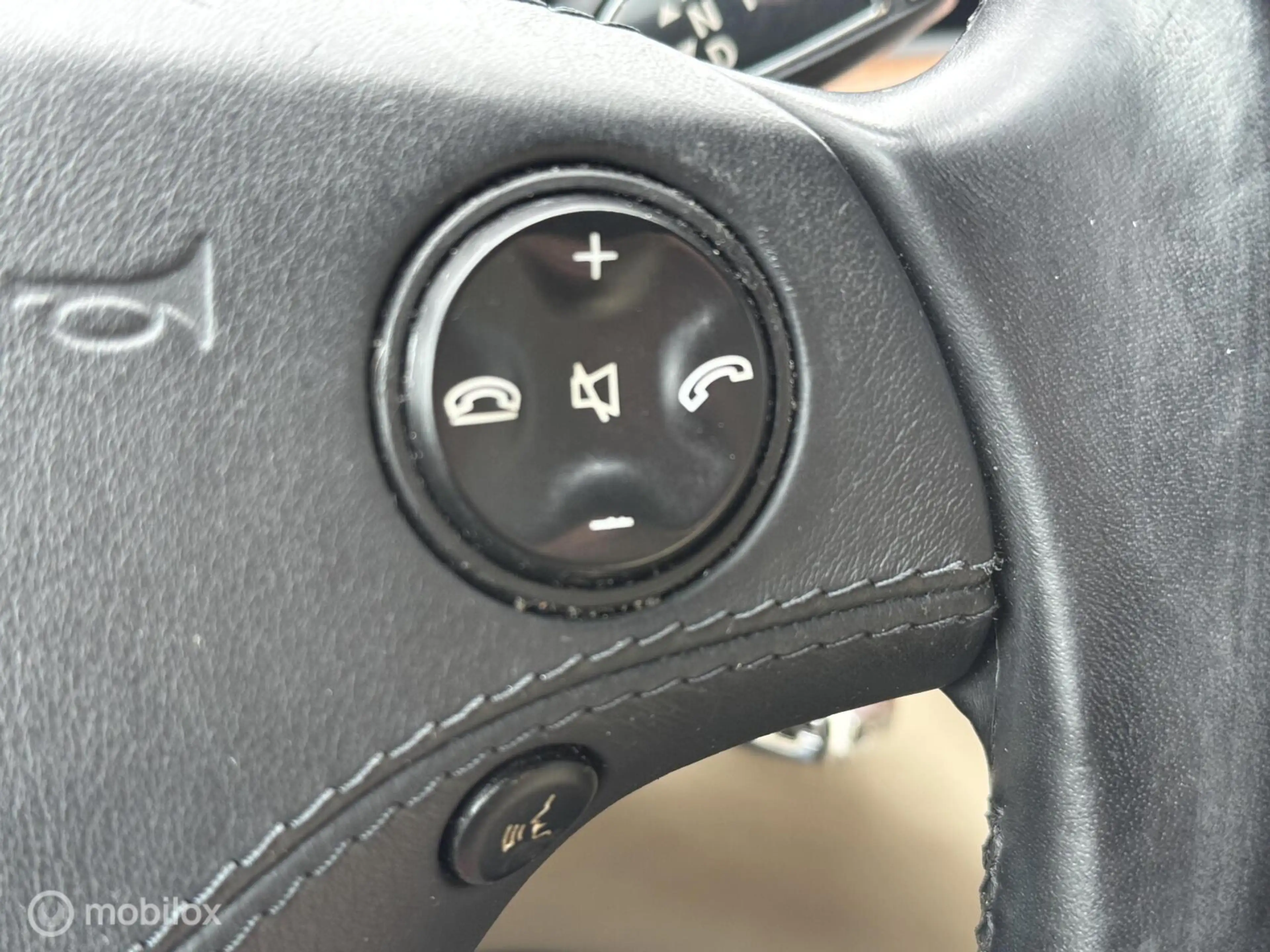 Mercedes-Benz S 350 — photo 14