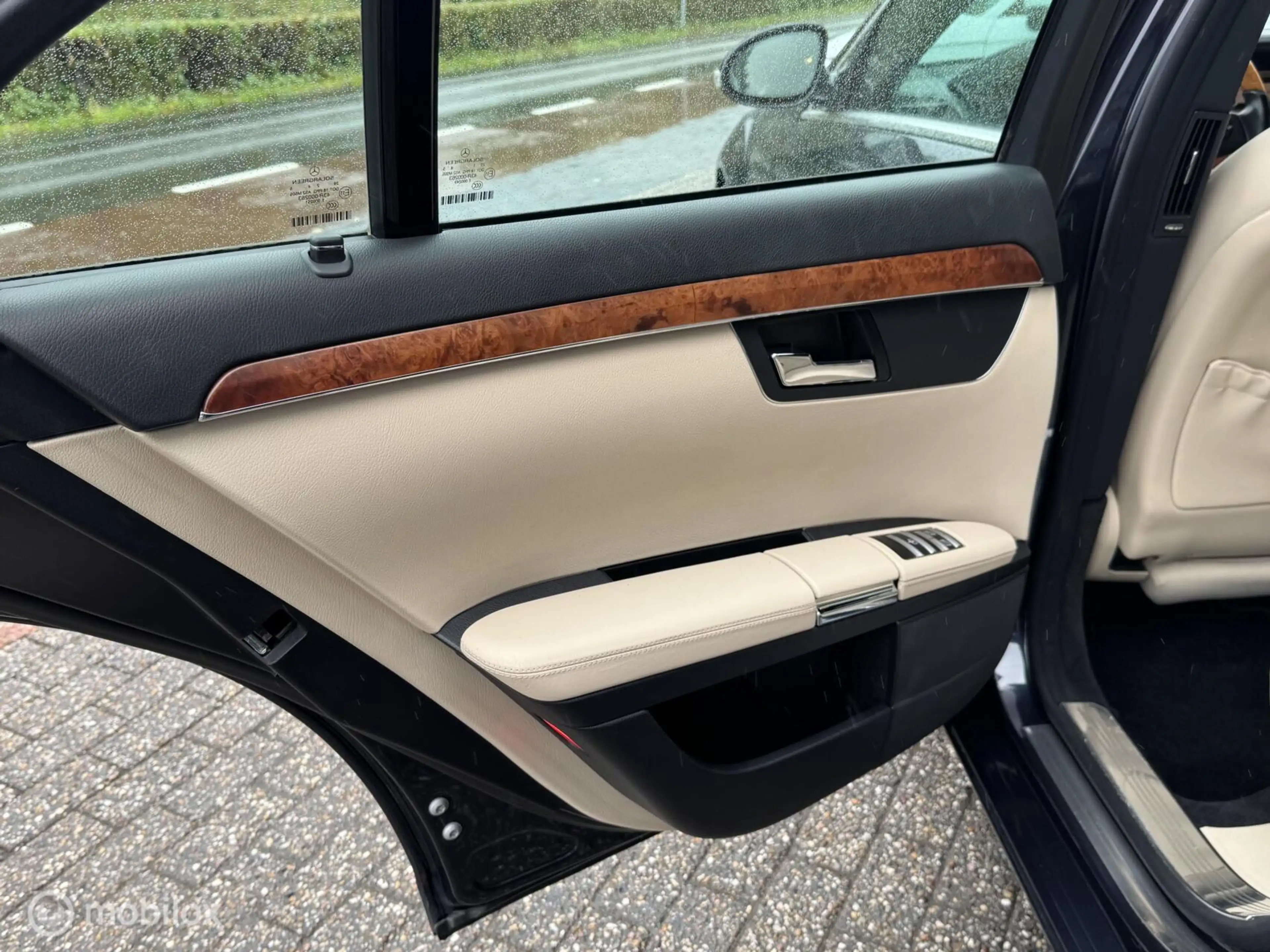 Mercedes-Benz S 350 — photo 8