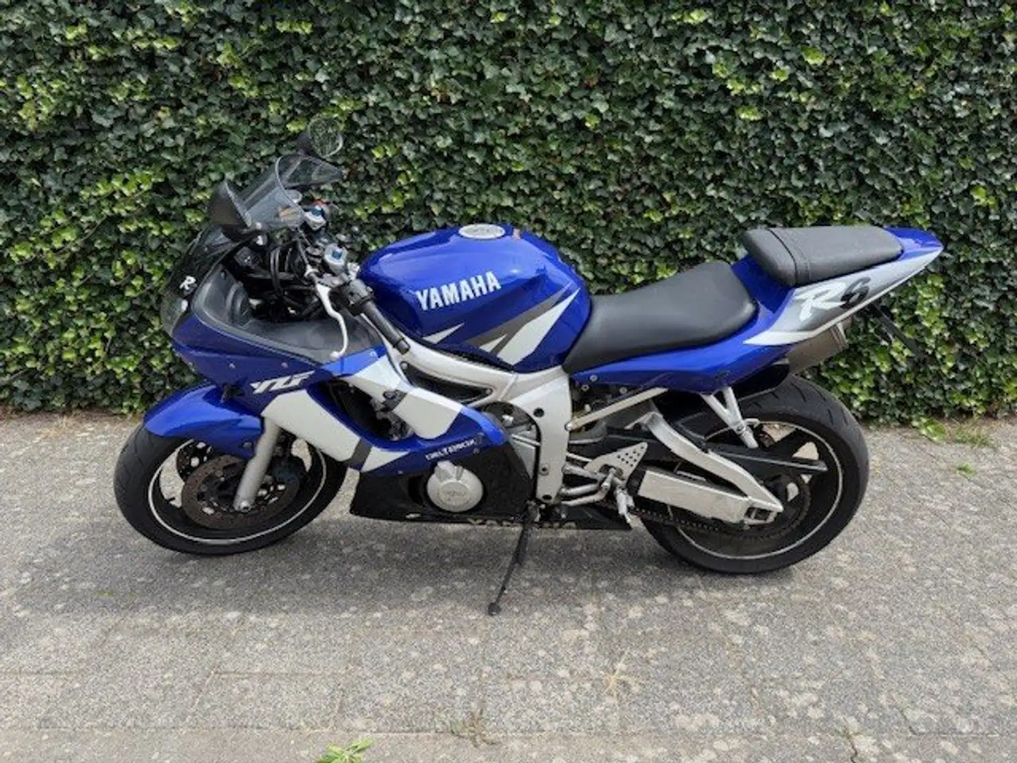 Yamaha YZF-R6 Blauw - 1