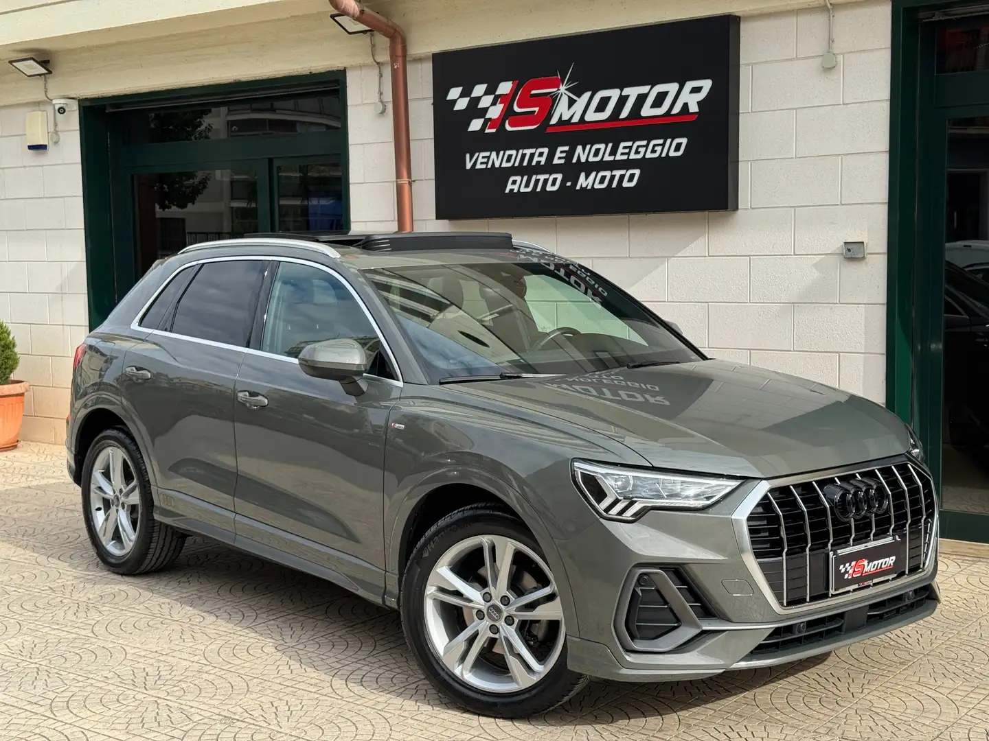 Audi Q3 35 TDI S LINE S-TRONIC TETTO/PELLE/MATRIX/LED Grigio - 1