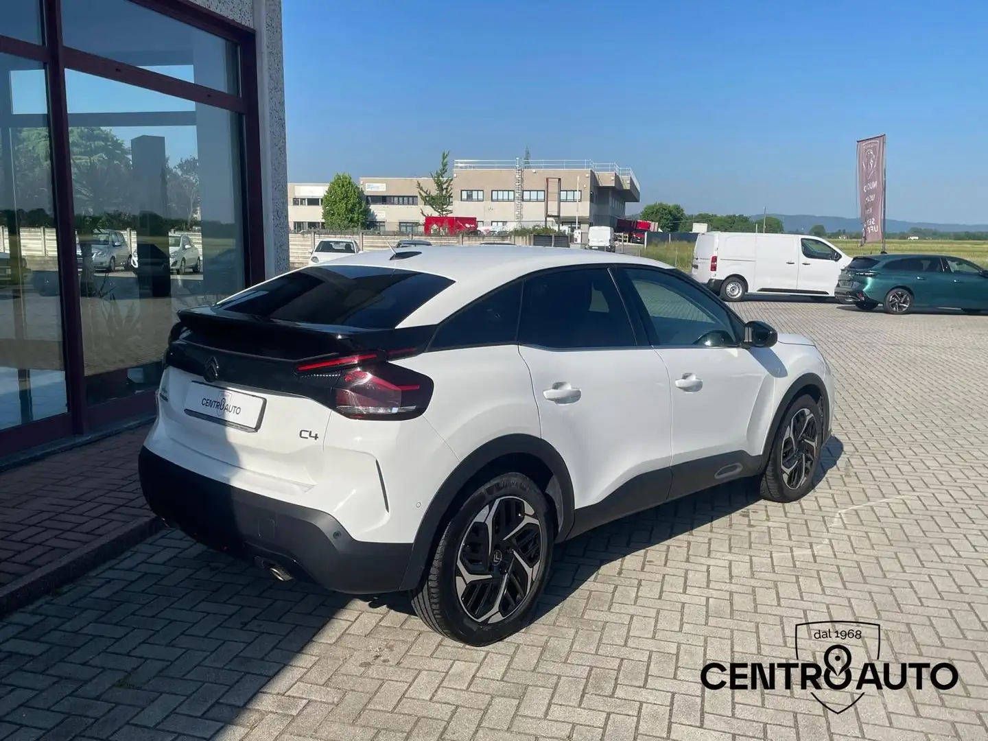Citroen C4 C4 1.2 puretech Shine 131cv Blanc - 2