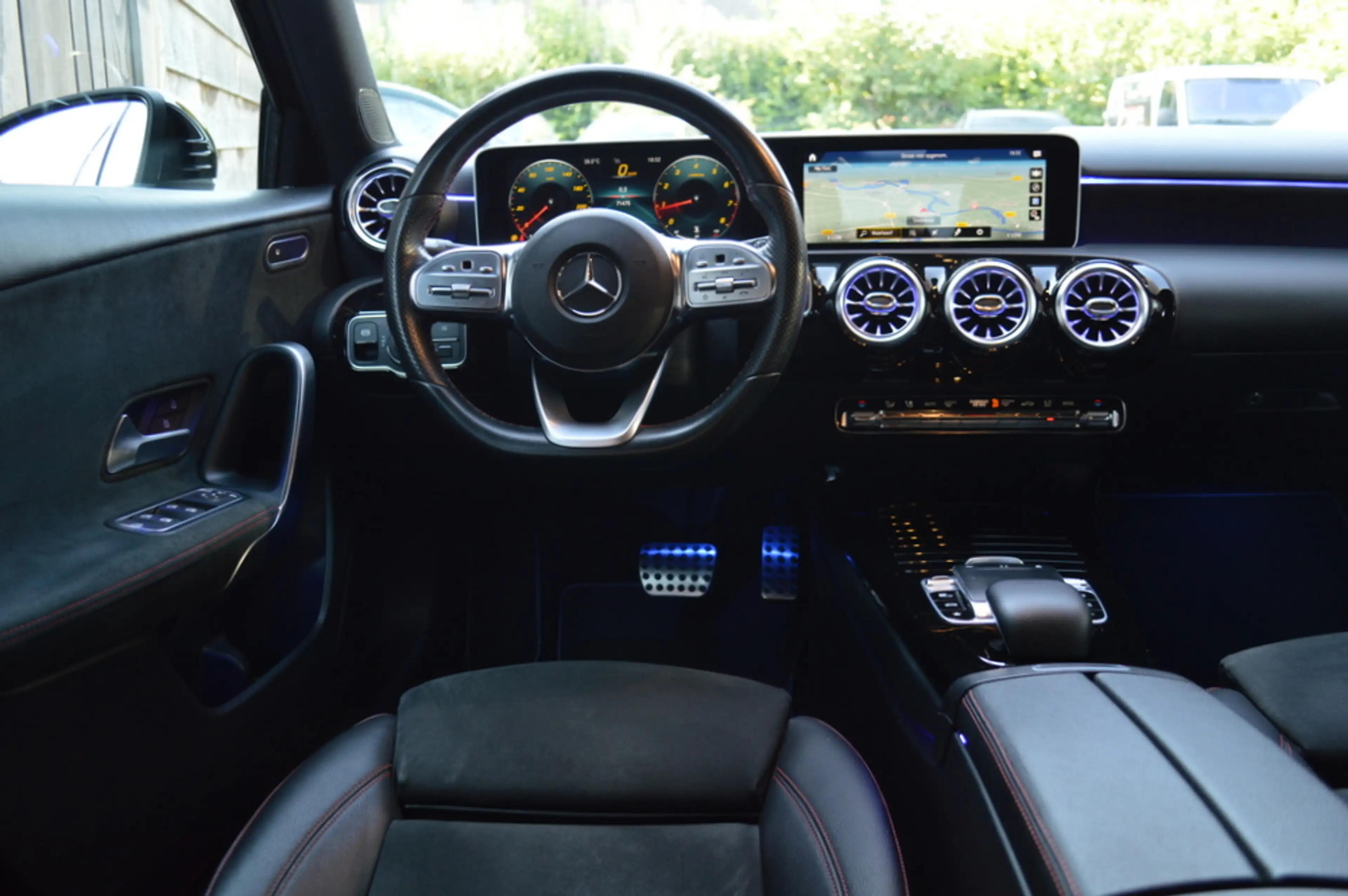Mercedes-Benz A 200 AMG Led Widescreen Sfeer Camera Pdc — photo 4
