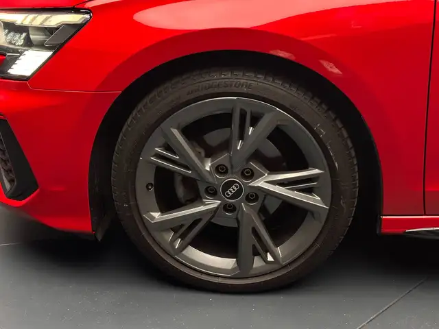 Audi A3 view 9