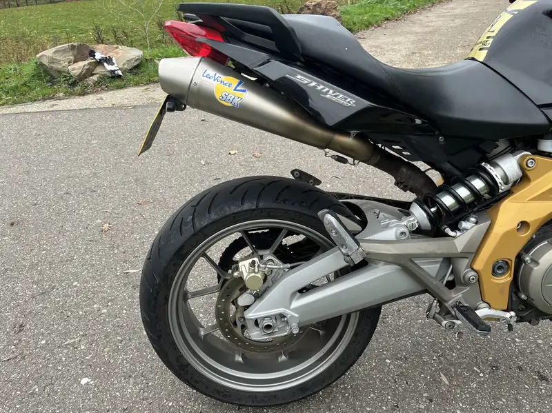 Aprilia Shiver 750 - foto 3