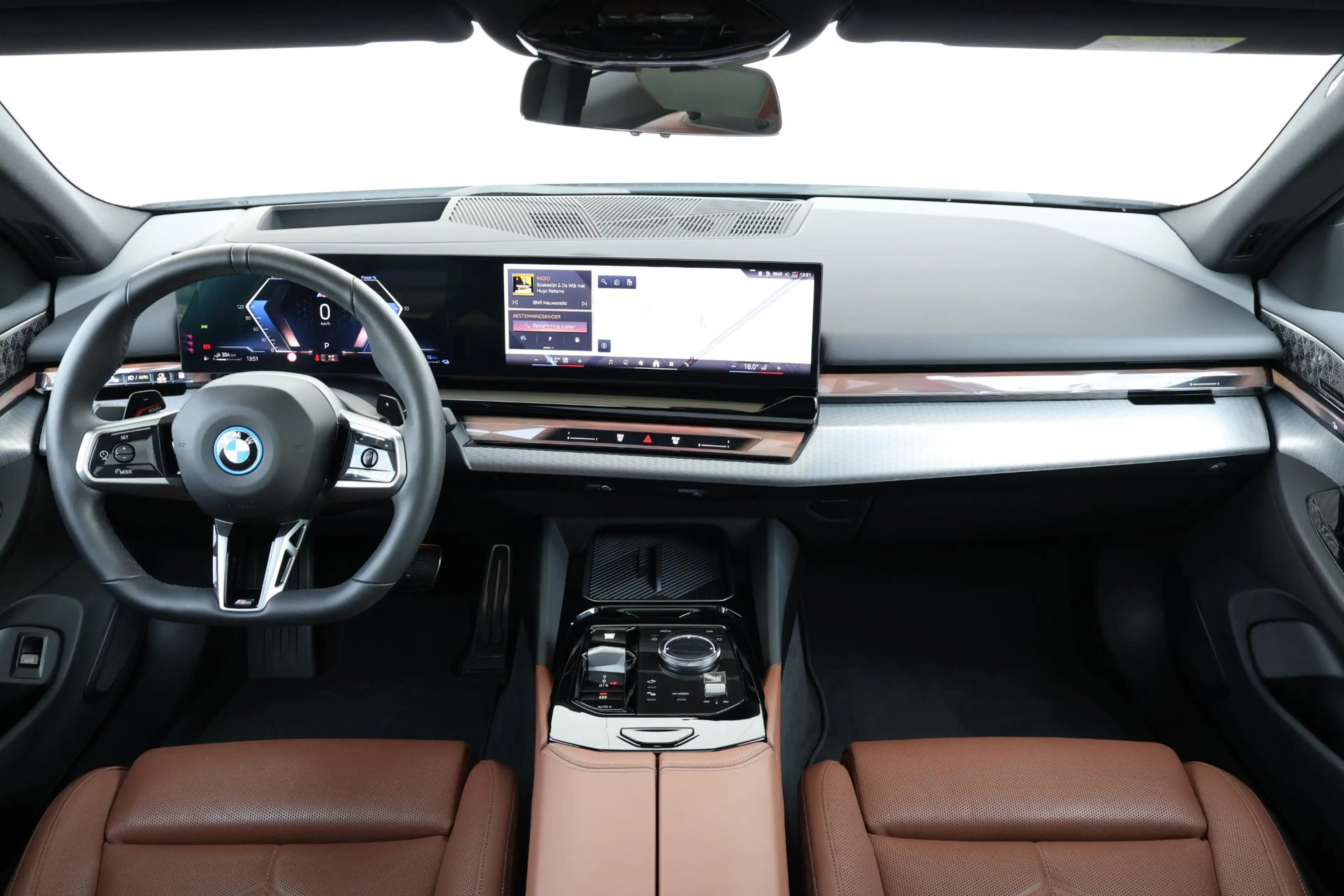 BMW 550 5-serie Touring 550e xDrive | M-Sport Pakket | Pan — photo 12