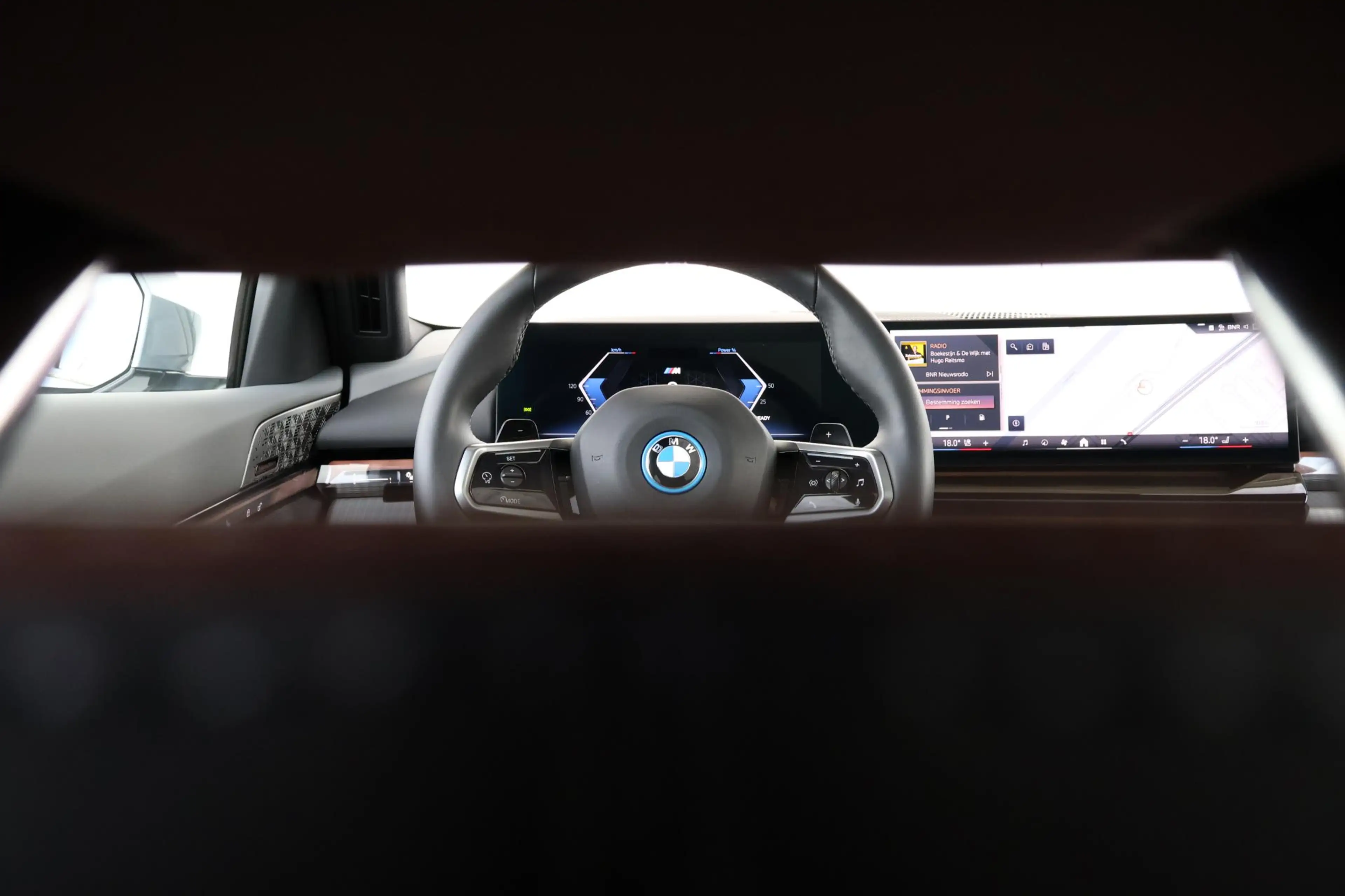 BMW 550 5-serie Touring 550e xDrive | M-Sport Pakket | Pan — photo 14