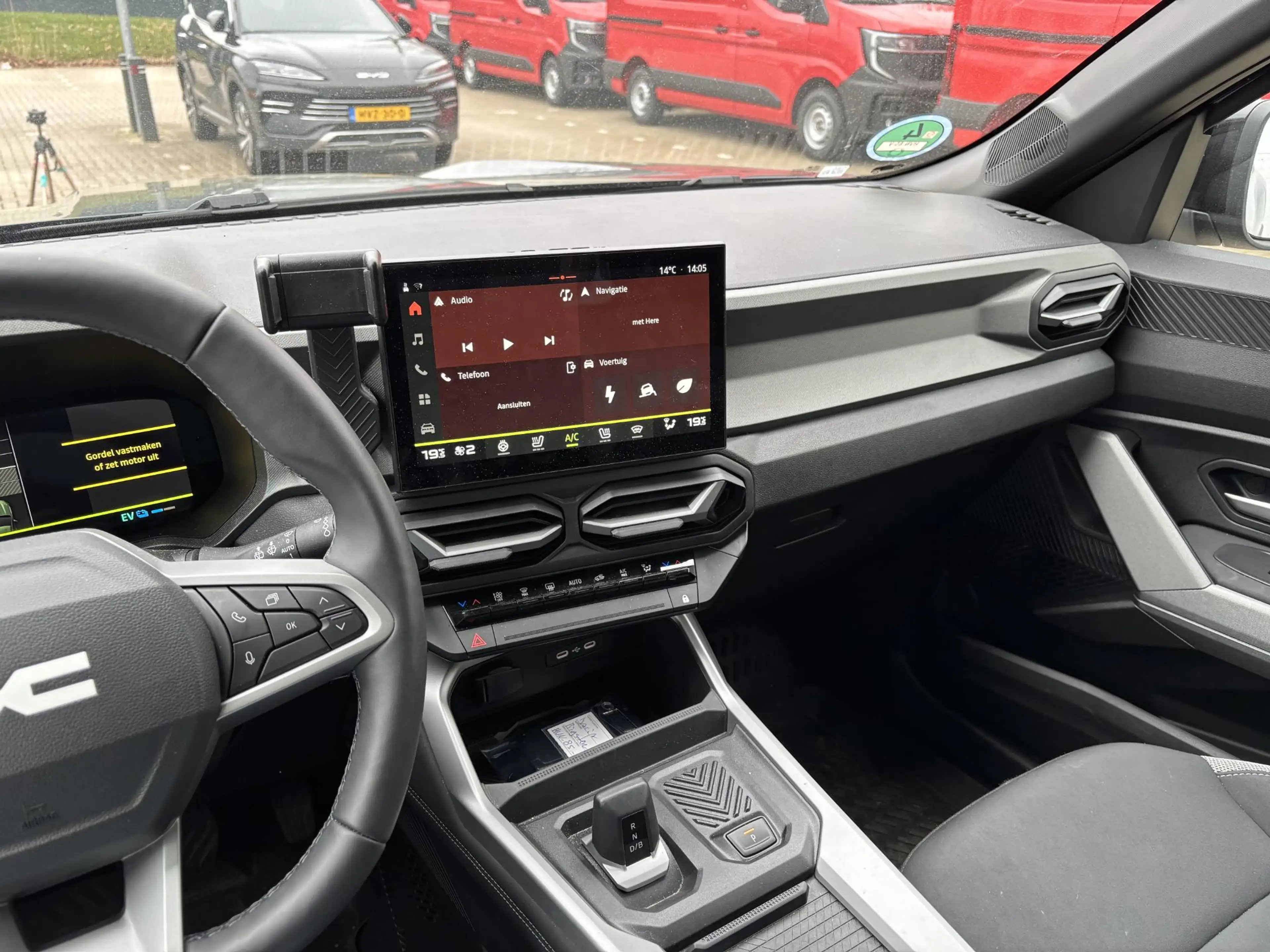 Dacia Bigster 1.8 Hybrid 155 Launch Edition | Navigatie | Panora — photo 10