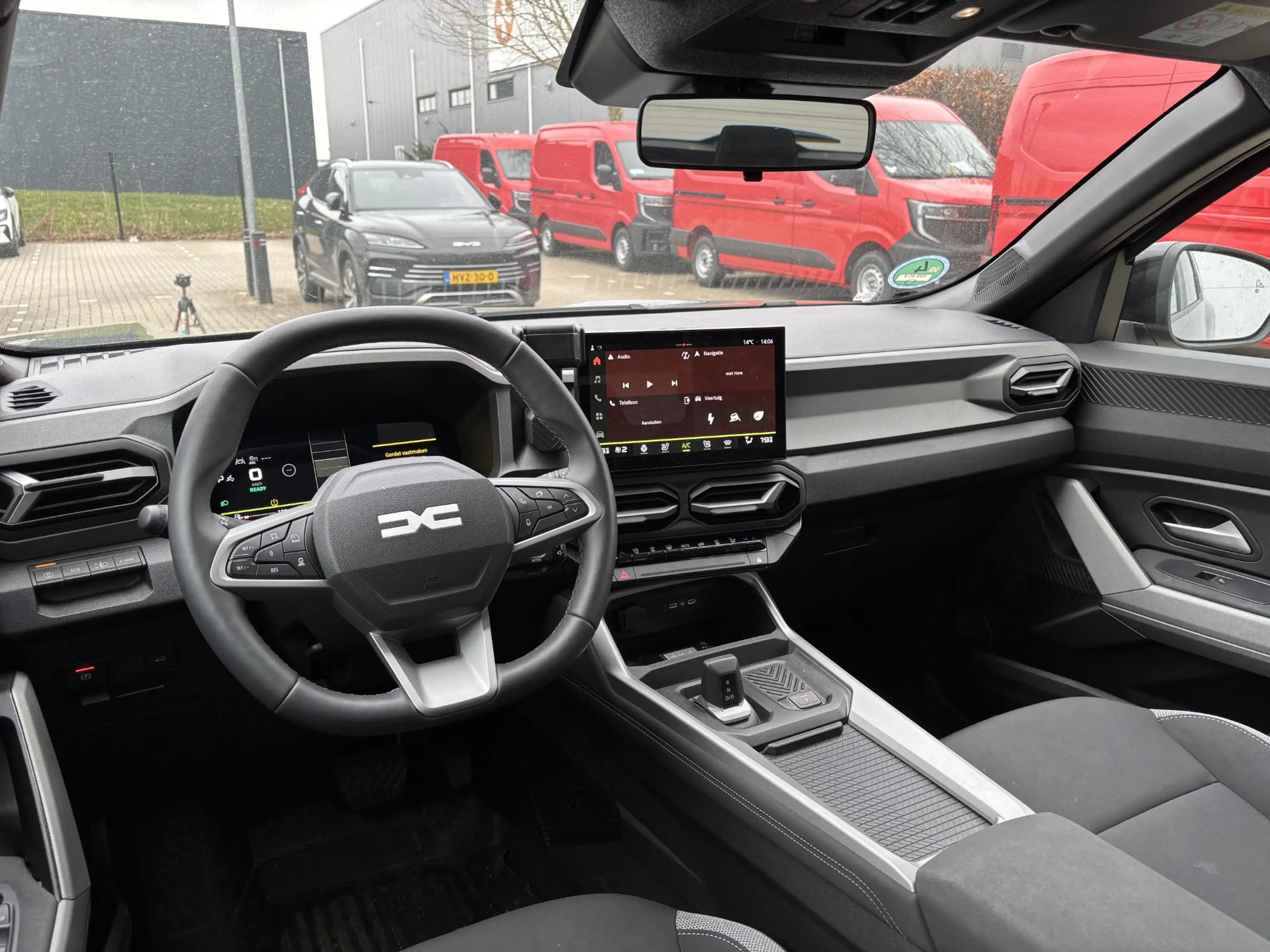 Dacia Bigster 1.8 Hybrid 155 Launch Edition | Navigatie | Panora — photo 5
