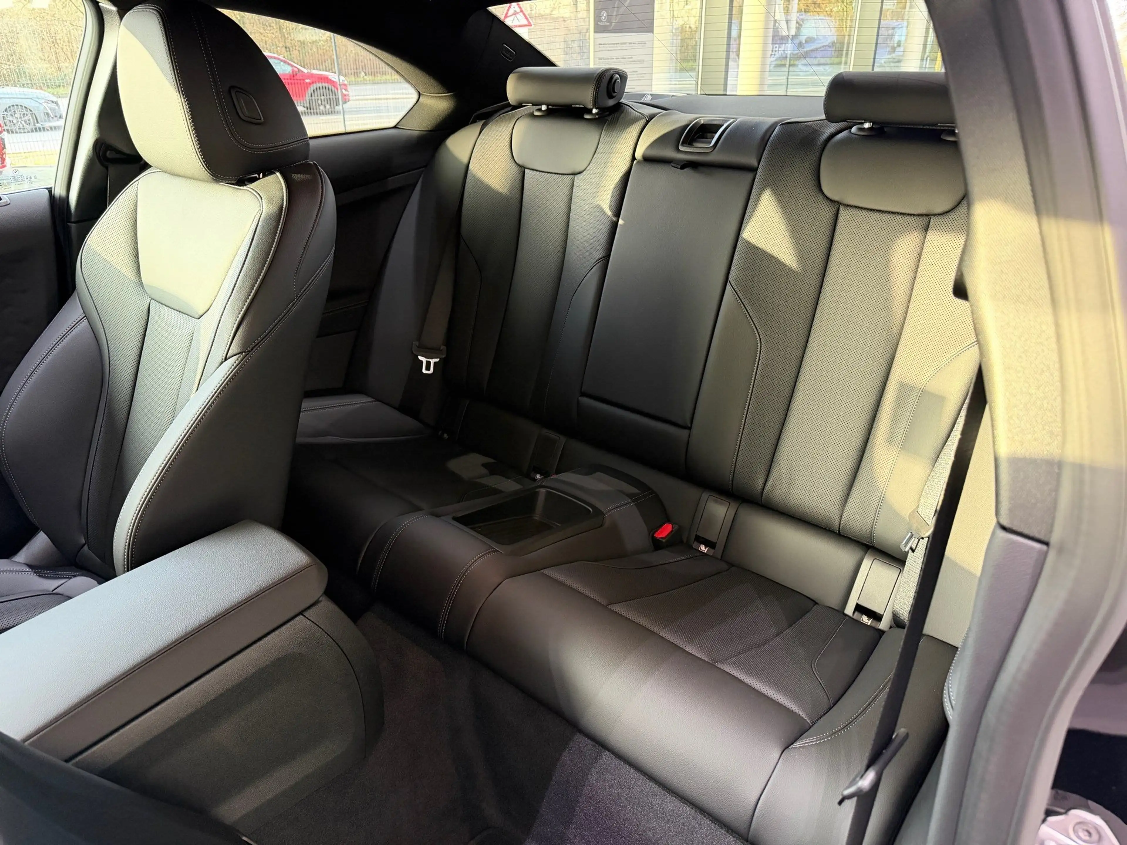 BMW 230 i  MSPORT+18LM+PREMIUMPAKET+KAMERA+NAVI HiFi — photo 13