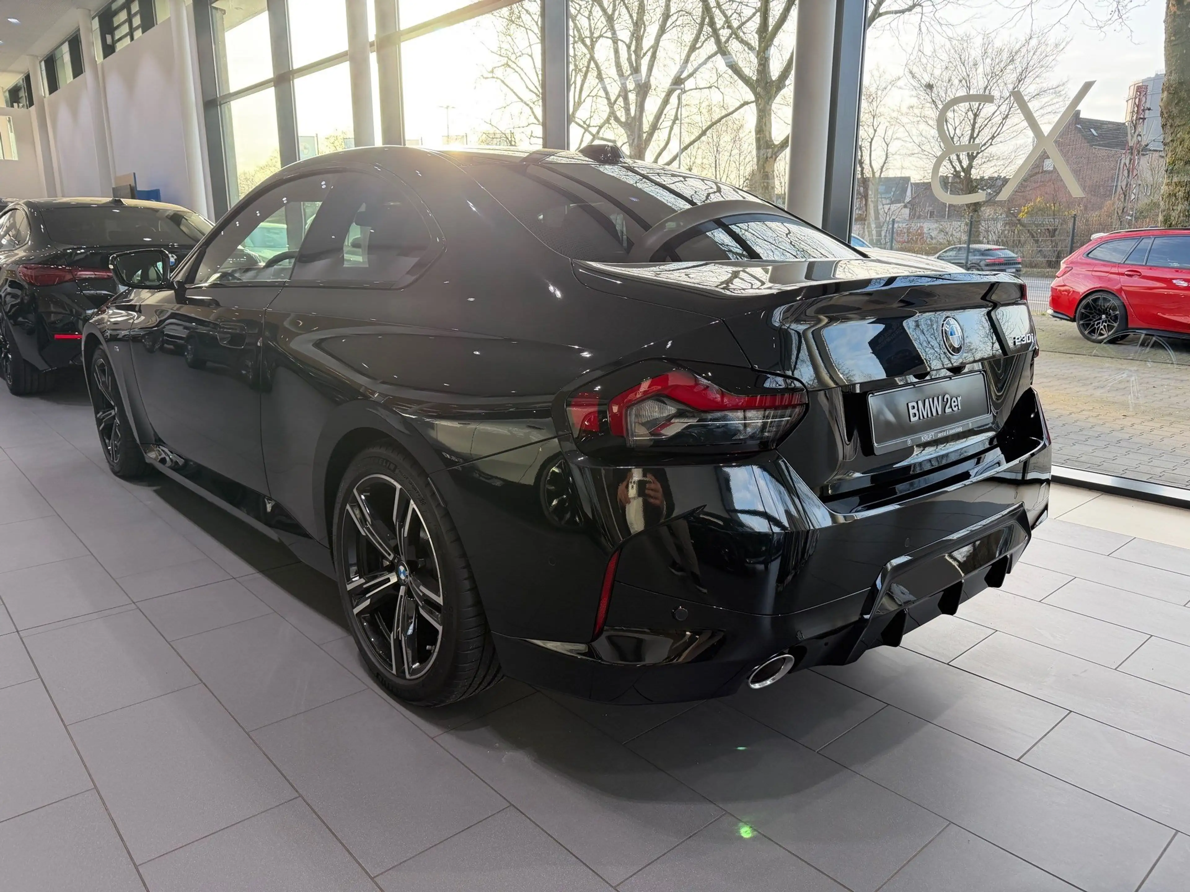 BMW 230 i  MSPORT+18LM+PREMIUMPAKET+KAMERA+NAVI HiFi — photo 6