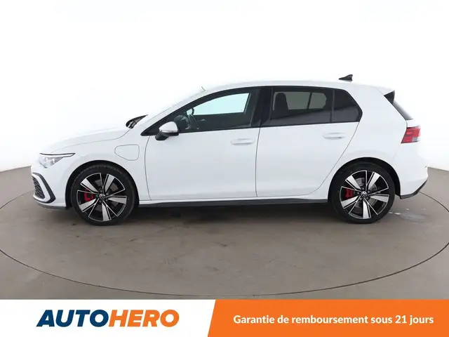 Volkswagen Golf view 3