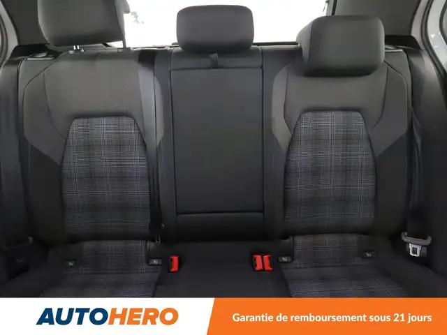 Volkswagen Golf view 15