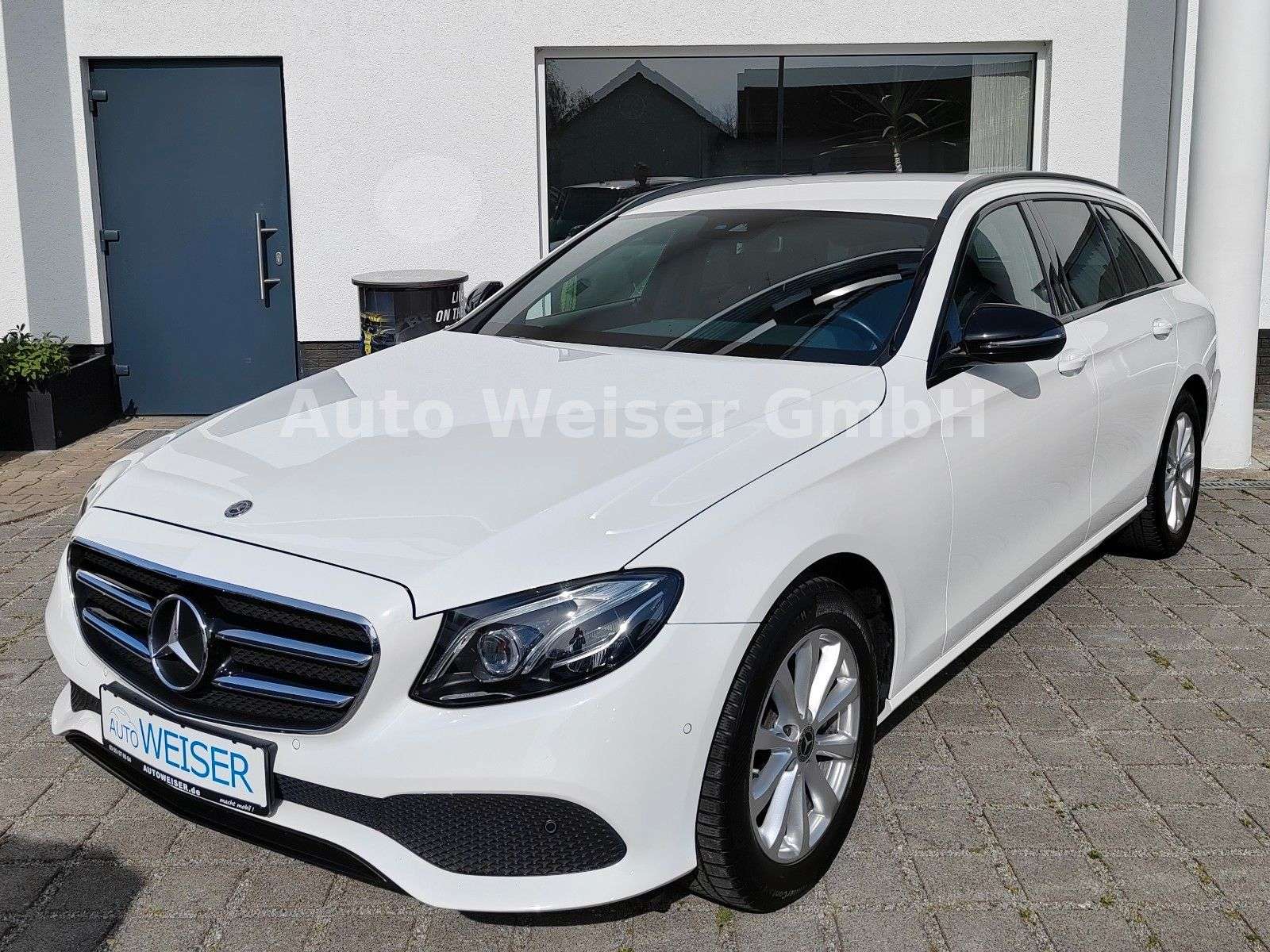 Second hand Mercedes Benz E-Class 200