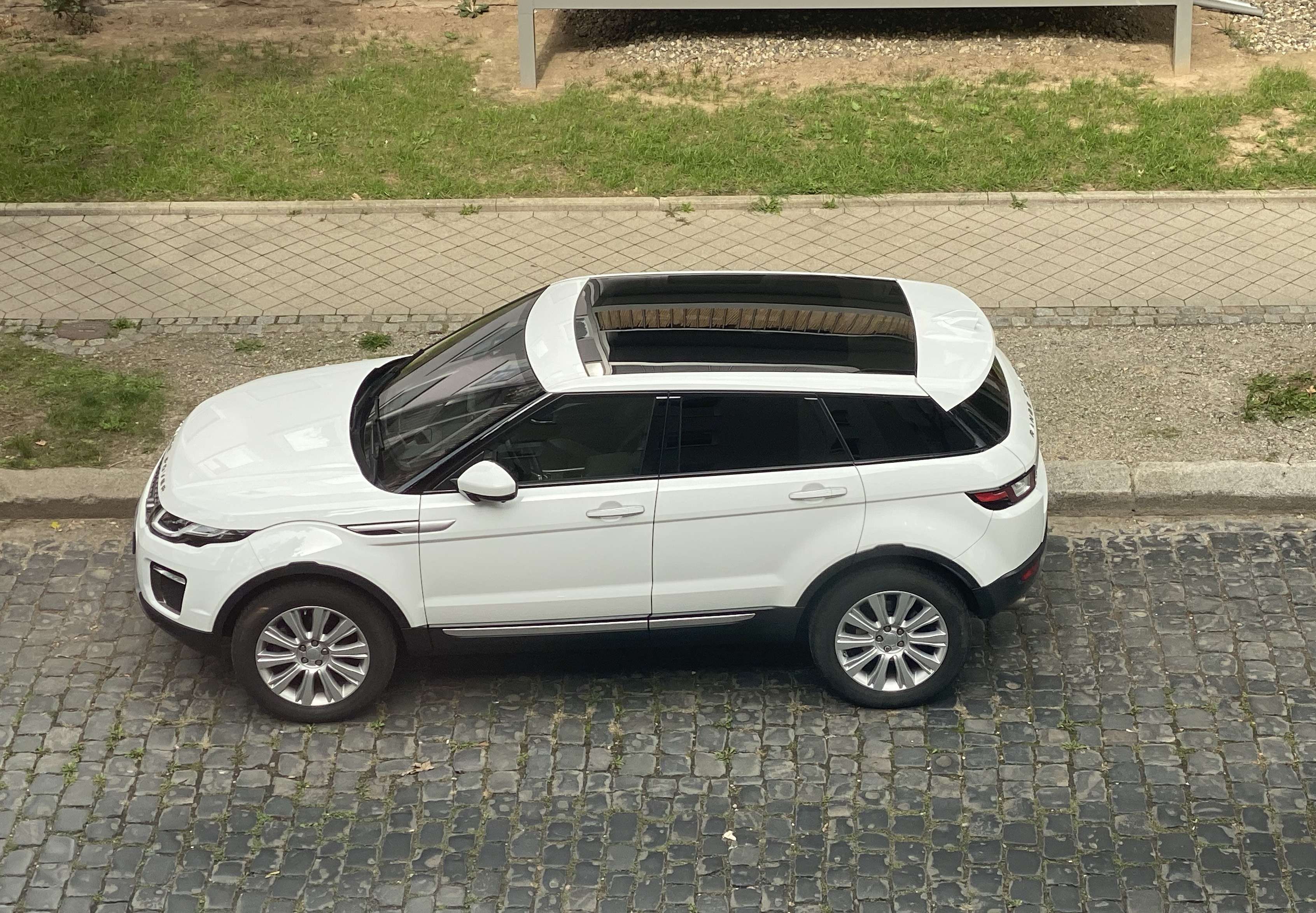 Second hand Land Rover Evoque 2.0