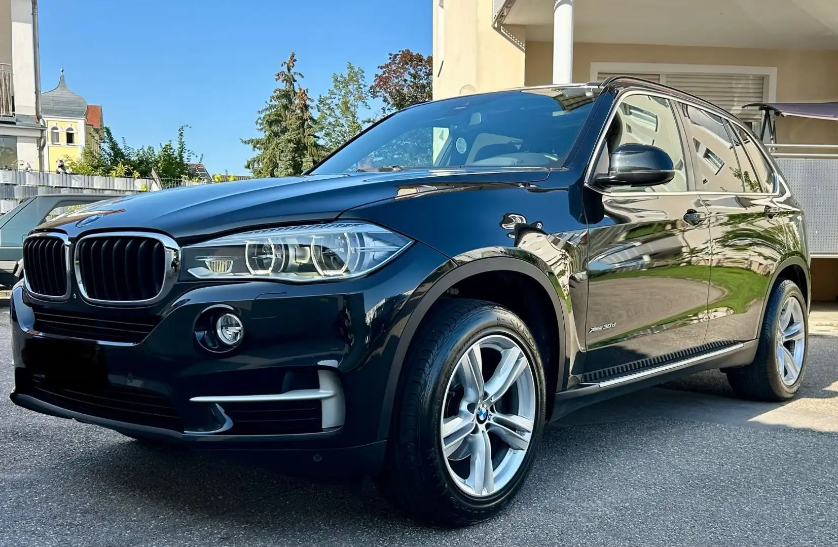 BMW X5 xDrive30d 7-Sitze*Standhz.*360-Kamera*Pano* Noir - 1