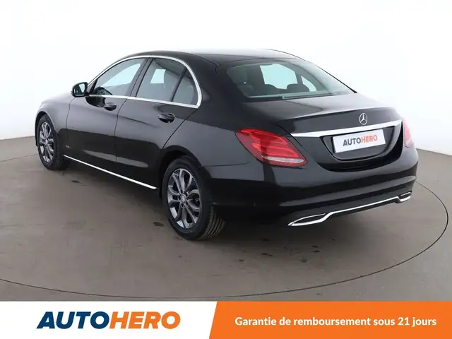 Mercedes-Benz C-Class view 4