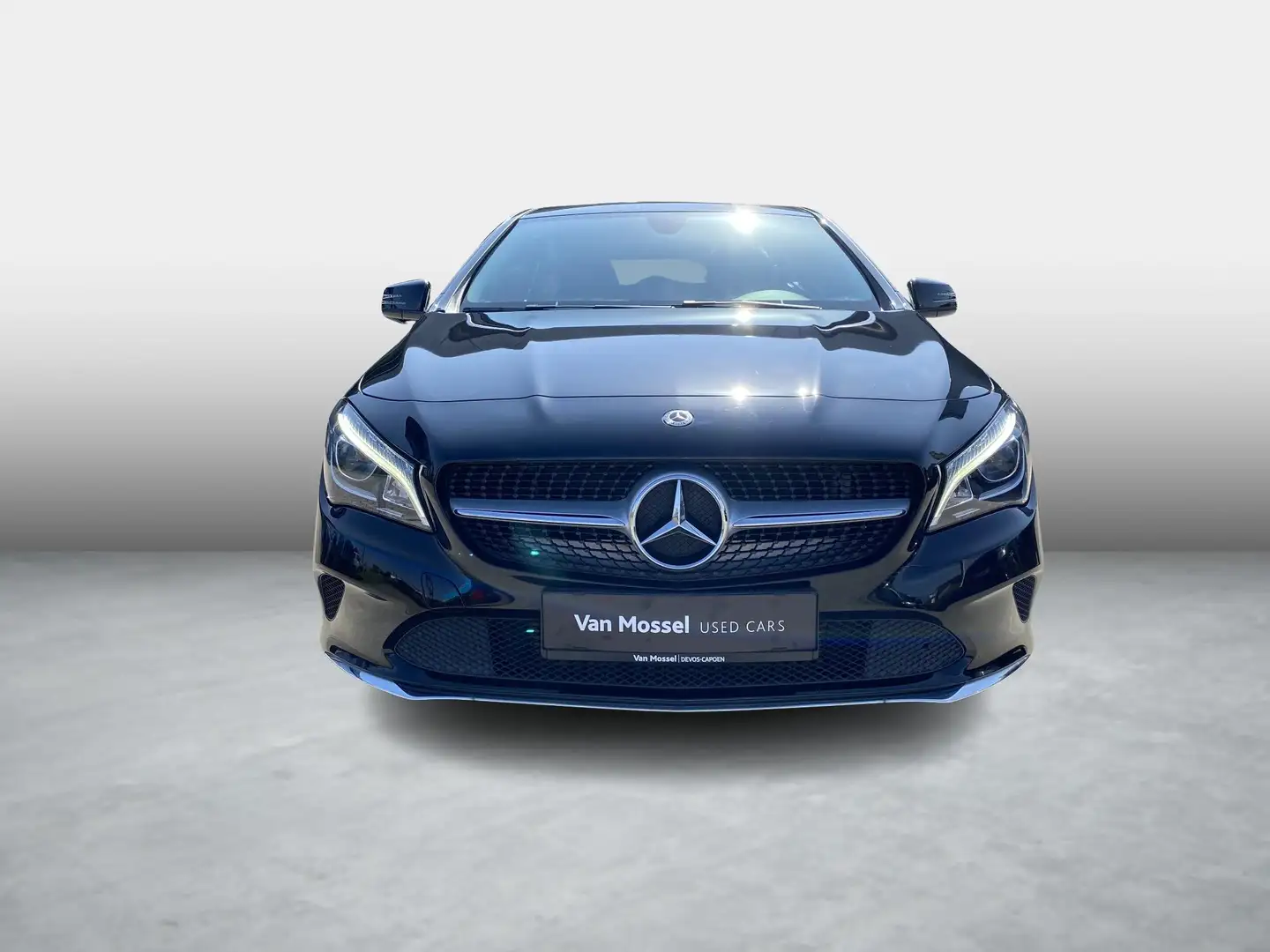 Mercedes-Benz CLA 180 Shooting Brake CLA Noir - 2