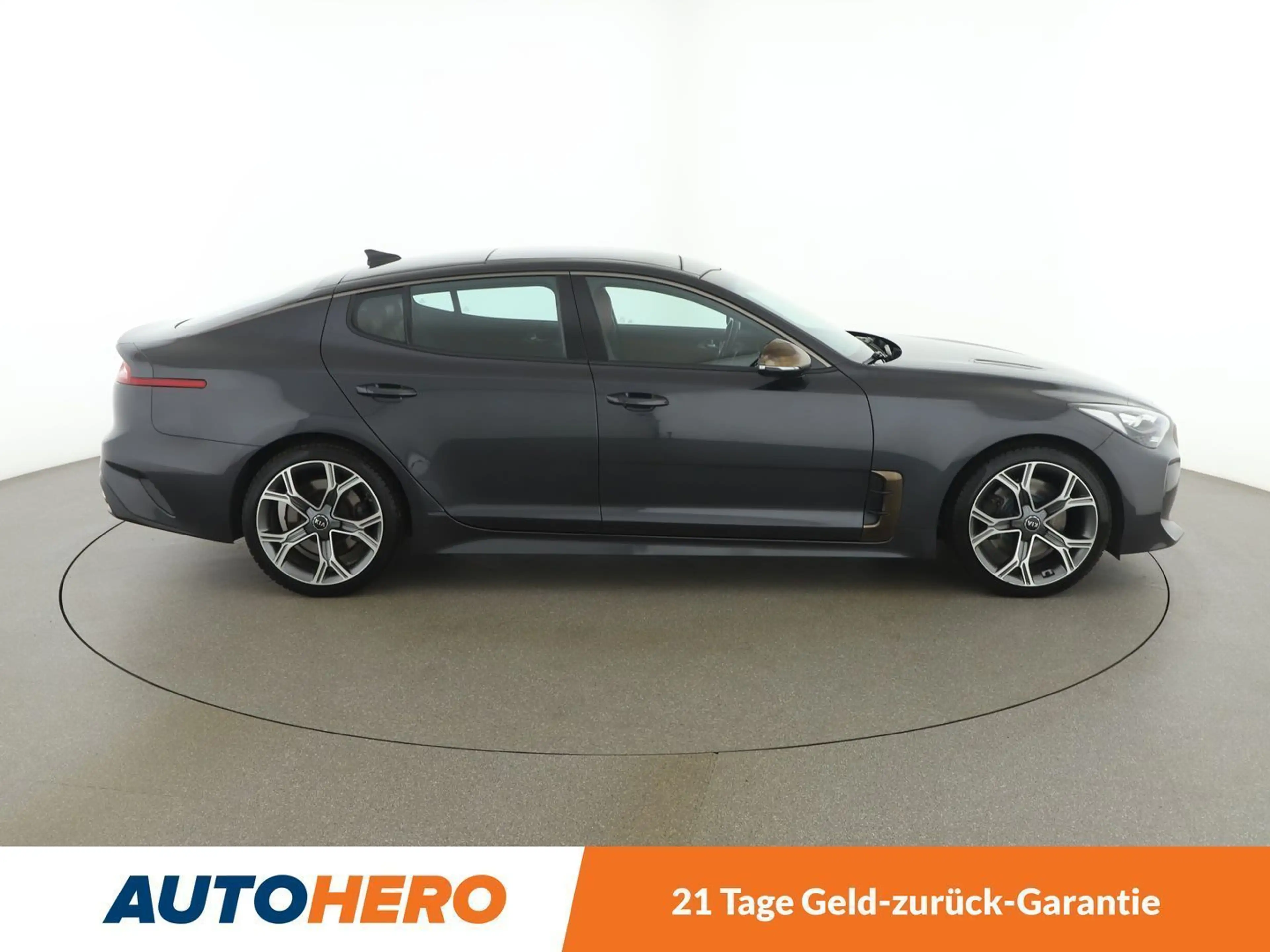Kia Stinger 2.0 TGDI GT-Line 2WD Aut. *PANO*HUD*LED*ACC*NAVI* — photo 7