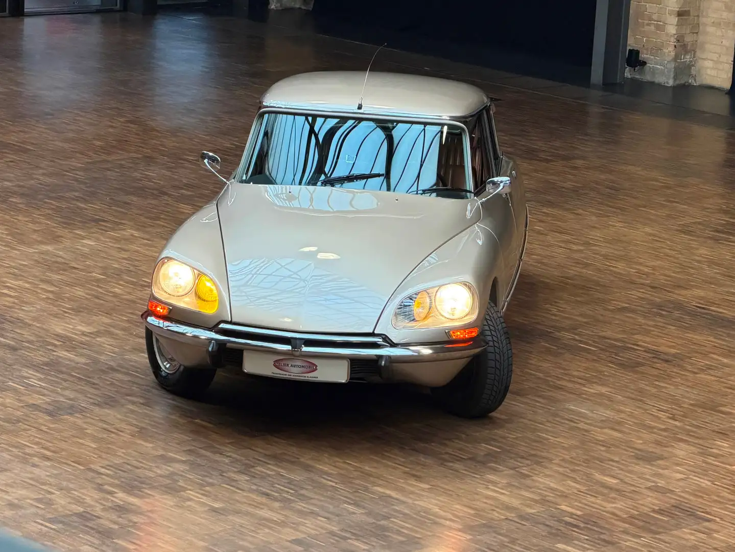 Citroen DS DS 21 Pallas Beige - 1