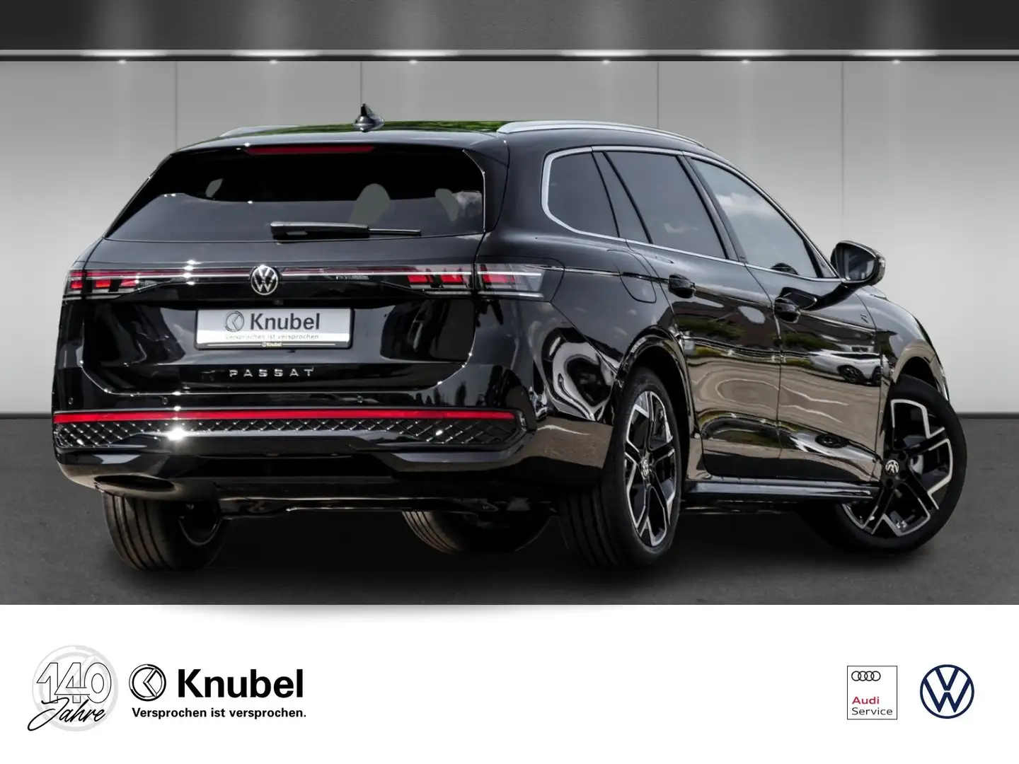 Volkswagen Passat Variant R-Line 2.0 TDI DSG AHK 19" Keyless TravelAss. Zwart - 2