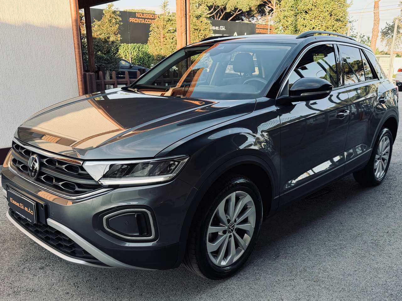 Volkswagen T-Roc ADVANCED **POSS .PACK MEDIA** VED .NOTE