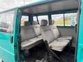 Volkswagen T4 Kombi zuverlässiger, in die Jahre gekommener Bus Grün - thumbnail 2